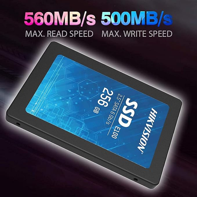 Mavi ve kırmızı arka plan üzerinde 'SSD' ve '256 GB' metinli siyah SSD.