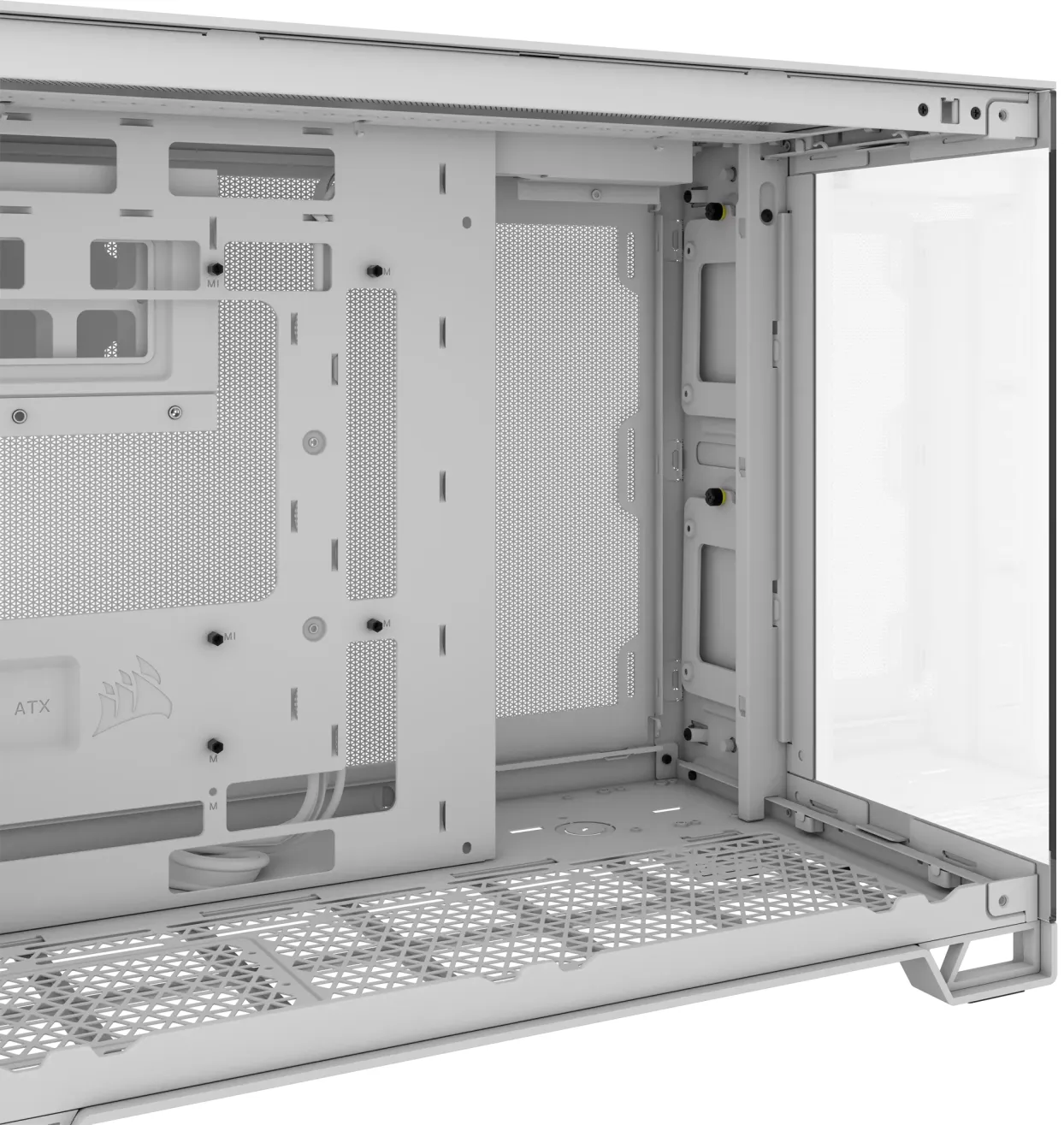 Innenraum eines weißen Computergehäuses. Zeigt Innenstruktur, Mesh-Paneele und Befestigungspunkte.