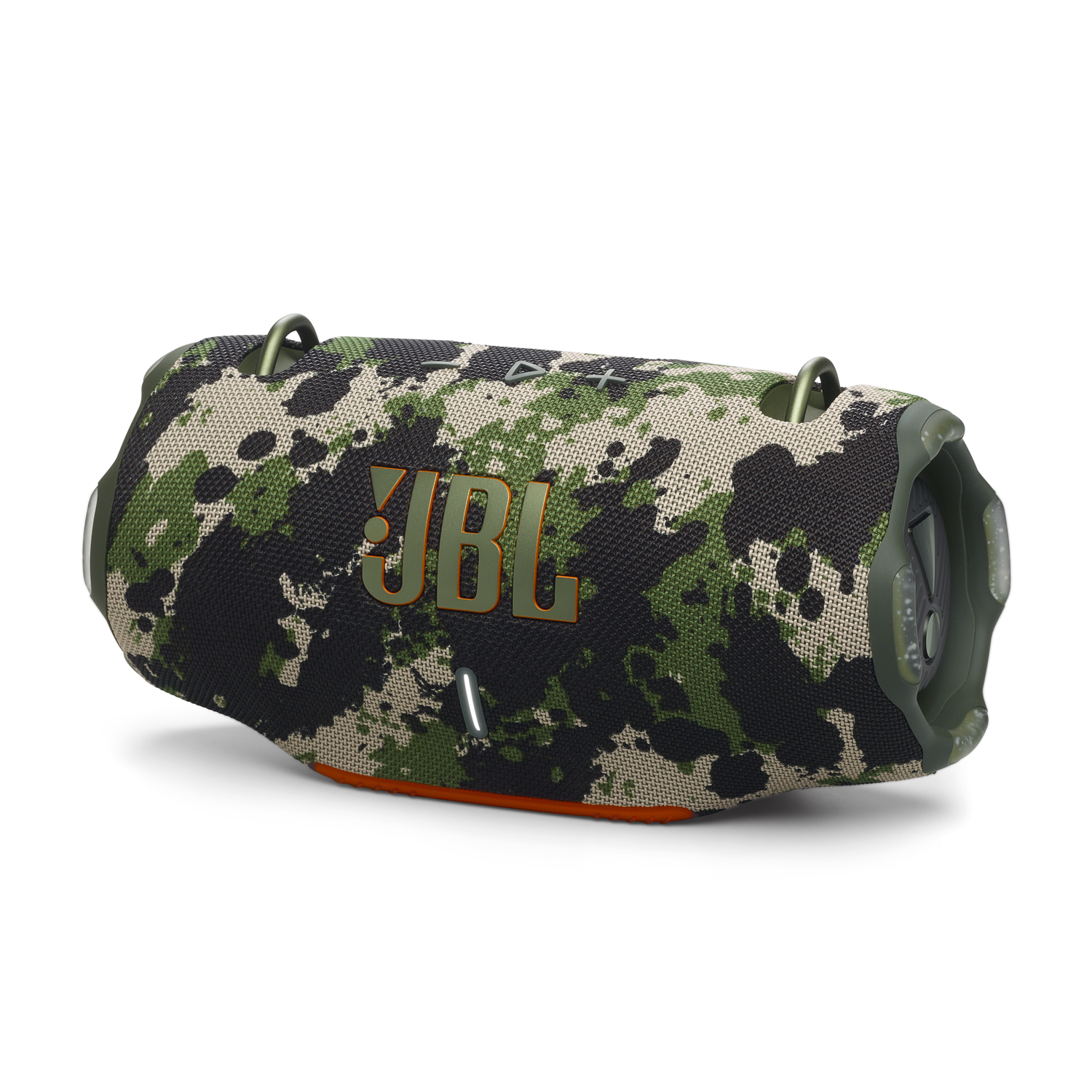 Een speaker met camouflagepatroon met het JBL-logo op een witte achtergrond.