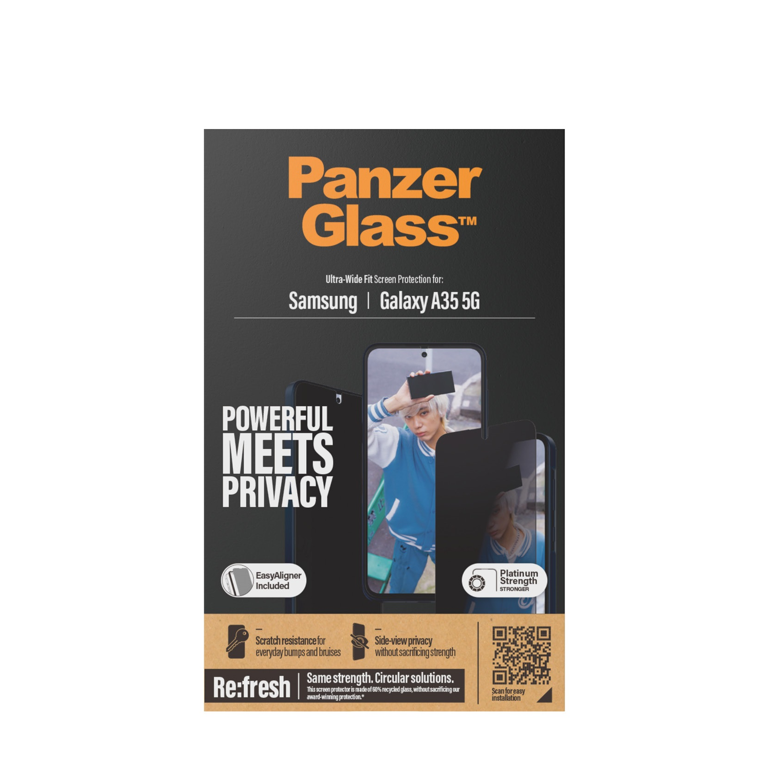 Verpakking van PanzerGlass schermbeschermer, toont een telefoon en tekst: powerful meets privacy.
