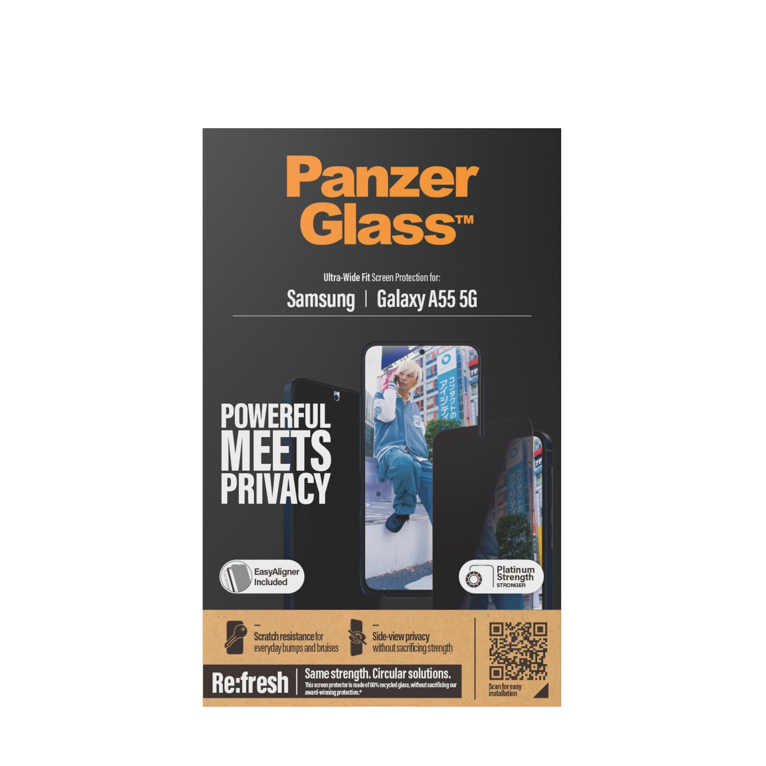Screenprotector op telefoon. Toont telefoon met straatbeeld en een persoon.
