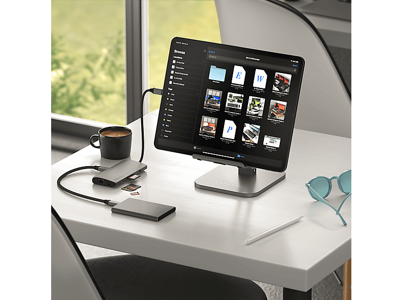 SATECHI USB-C Multiport Adapter 8K mit Ethernet V3, Grau — Foto 4 von 4