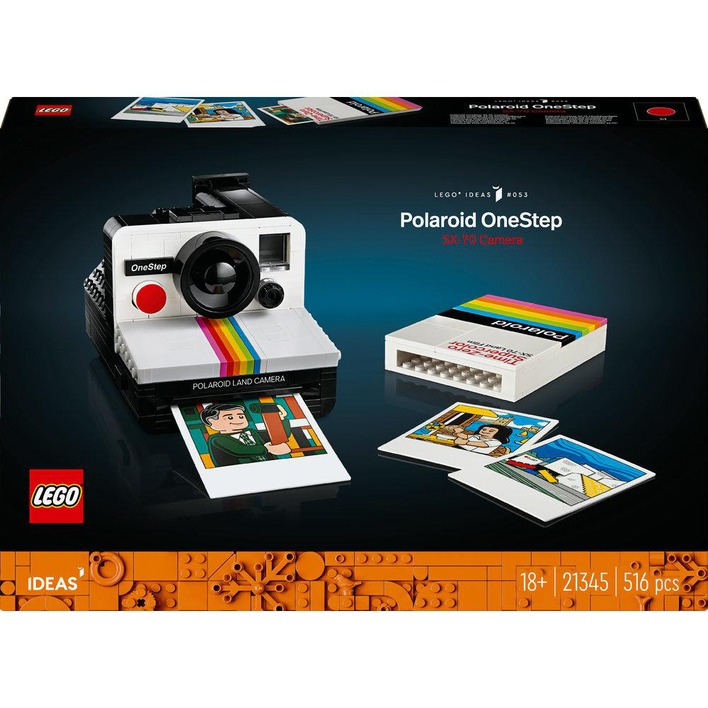 Lego Ideas Polaroid OneStep Kamera Set mit Kamera, Filmpack und Fotos, auf einer schwarzen Box.