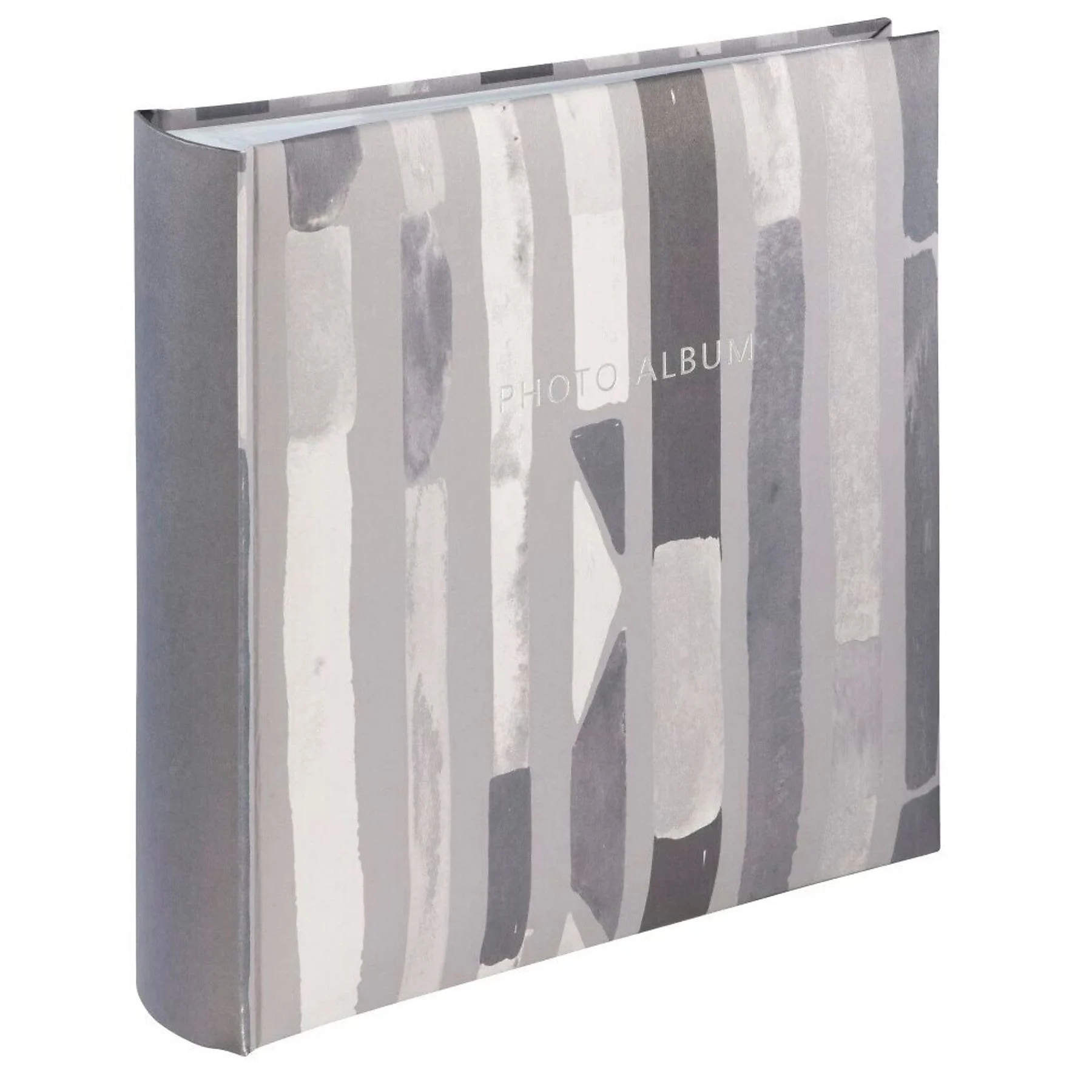 Album fotograficzny z szaro-białą okładką w paski. Na okładce napis "PHOTO ALBUM".