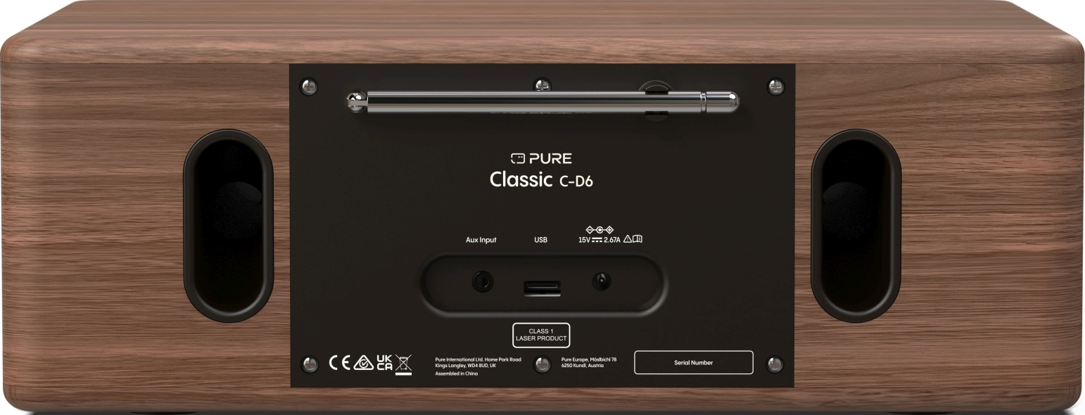 Radio Pure Classic C-D6. Cabinet en bois, antenne, panneau arrière avec divers ports d'entrée et de sortie.
