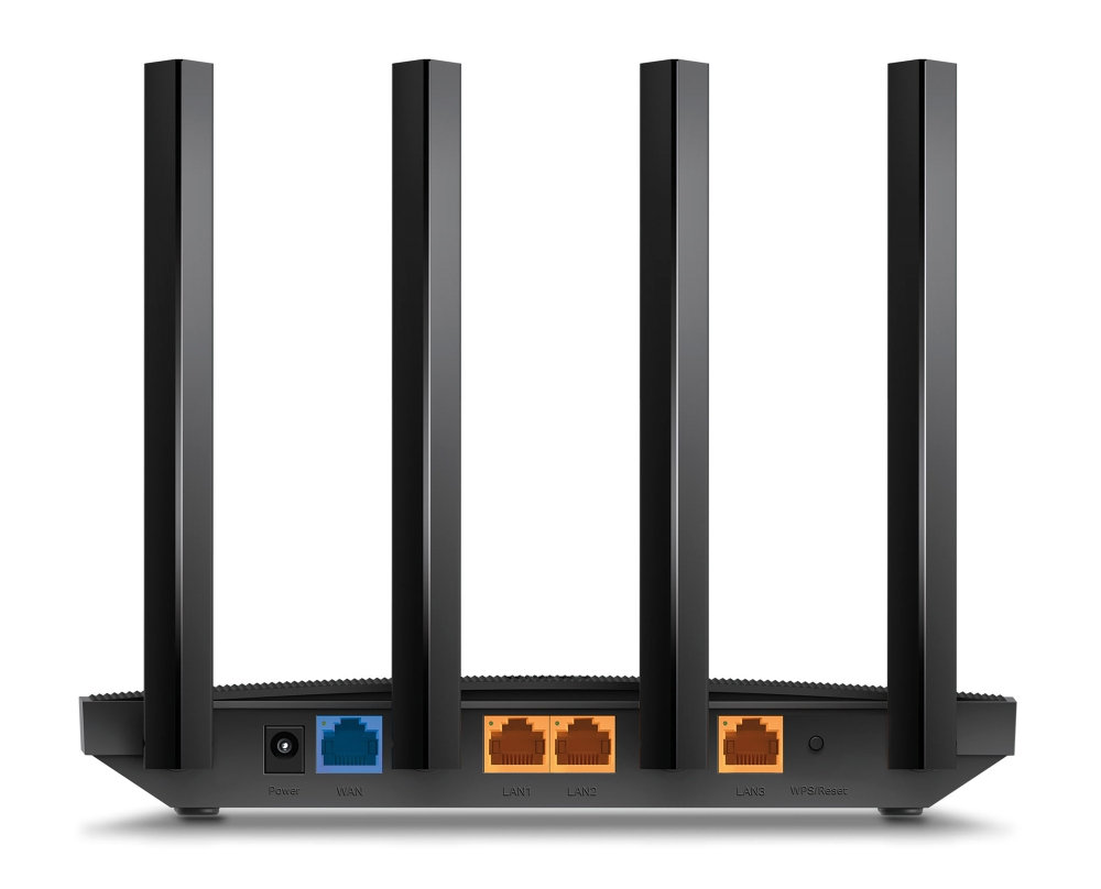 Czarny router z czterema antenami na białym tle, z portami z tyłu.