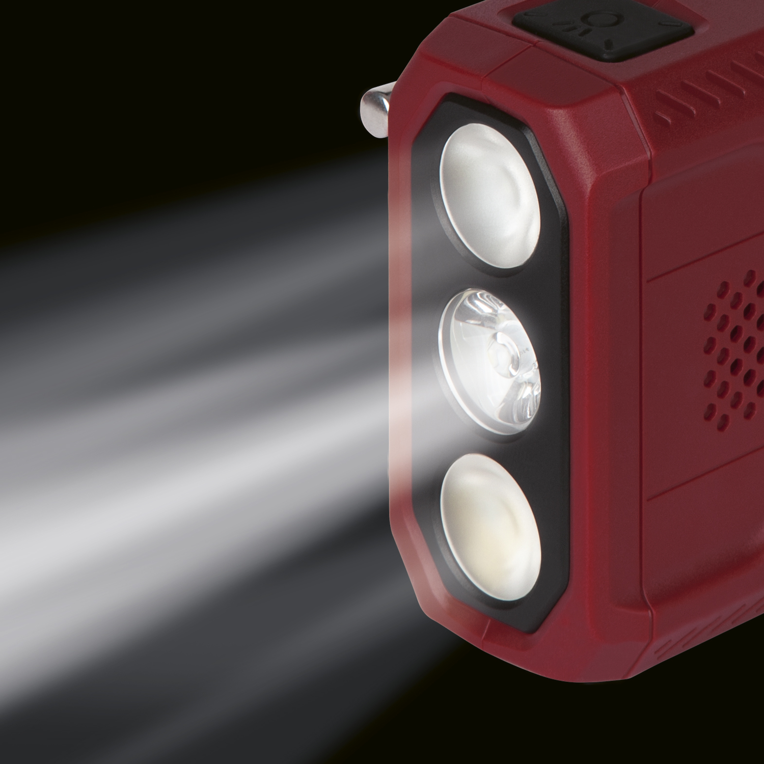 Rode zaklamp met drie heldere lichten. Een lichtstraal strekt zich uit van de lichten naar links.