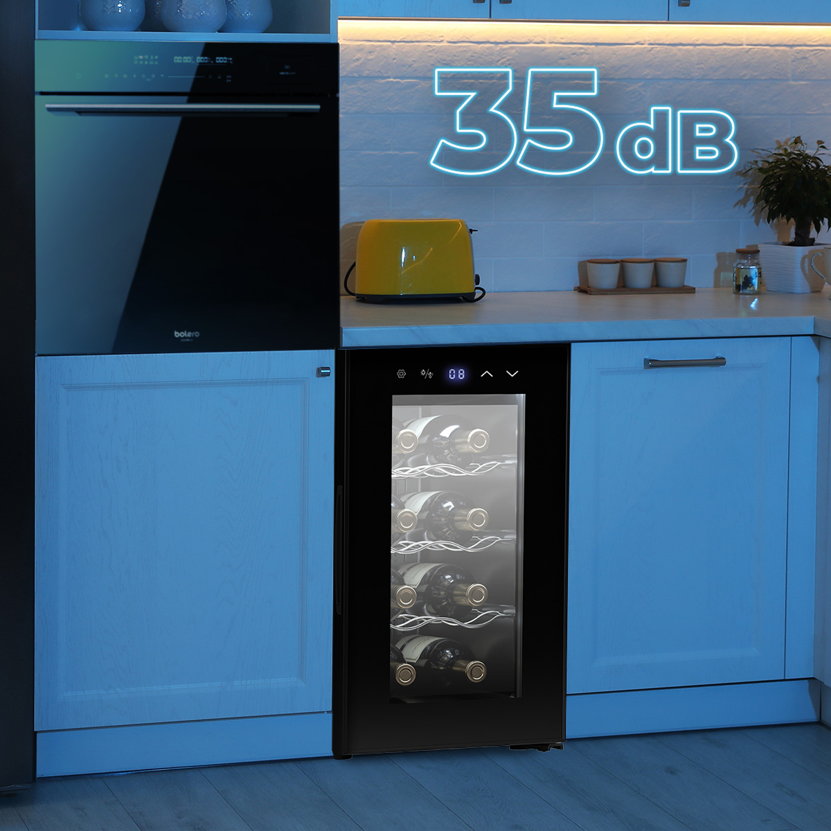 Una vinoteca en una cocina. La nevera tiene botellas dentro. Un letrero de neón dice "35dB".