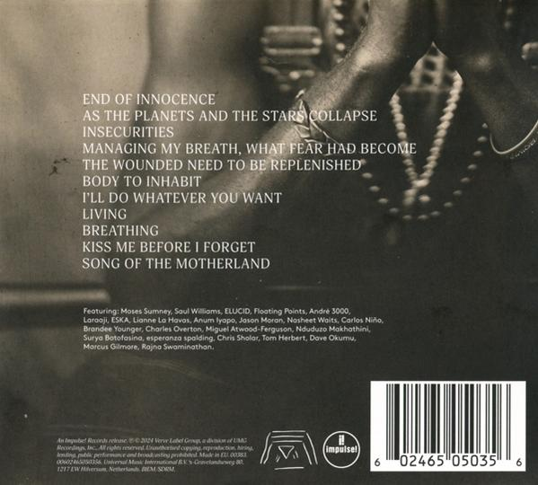 Rückseite einer CD. Text enthält Songtitel und Interpretenangaben. Weißer Hintergrund.