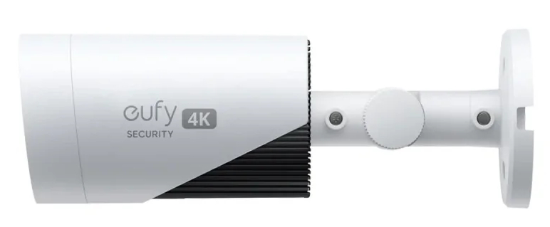 Biała kamera bezpieczeństwa, biały uchwyt. Logo Eufy 4K Security z boku.