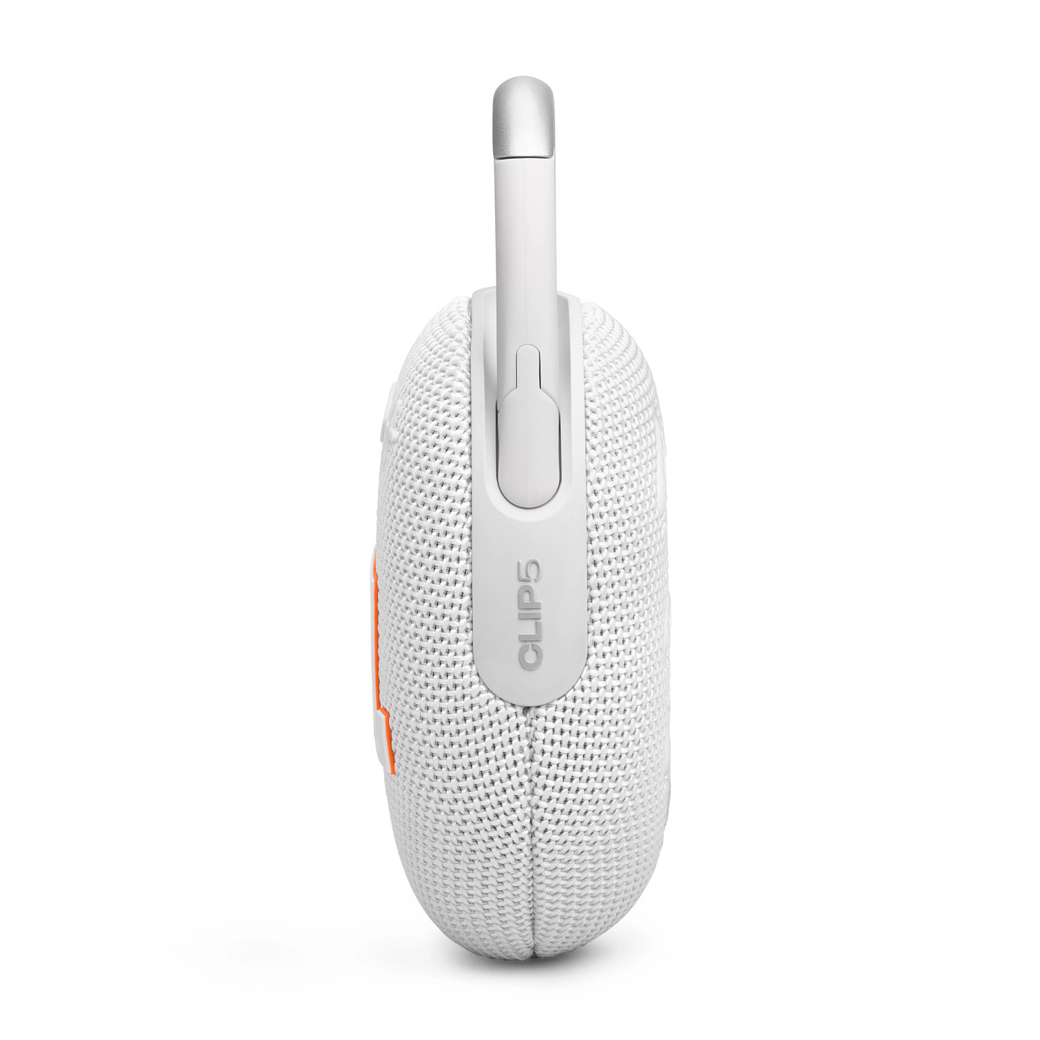 Haut-parleur blanc avec une poignée argentée et un accent orange. Le haut-parleur a une façade en mesh.