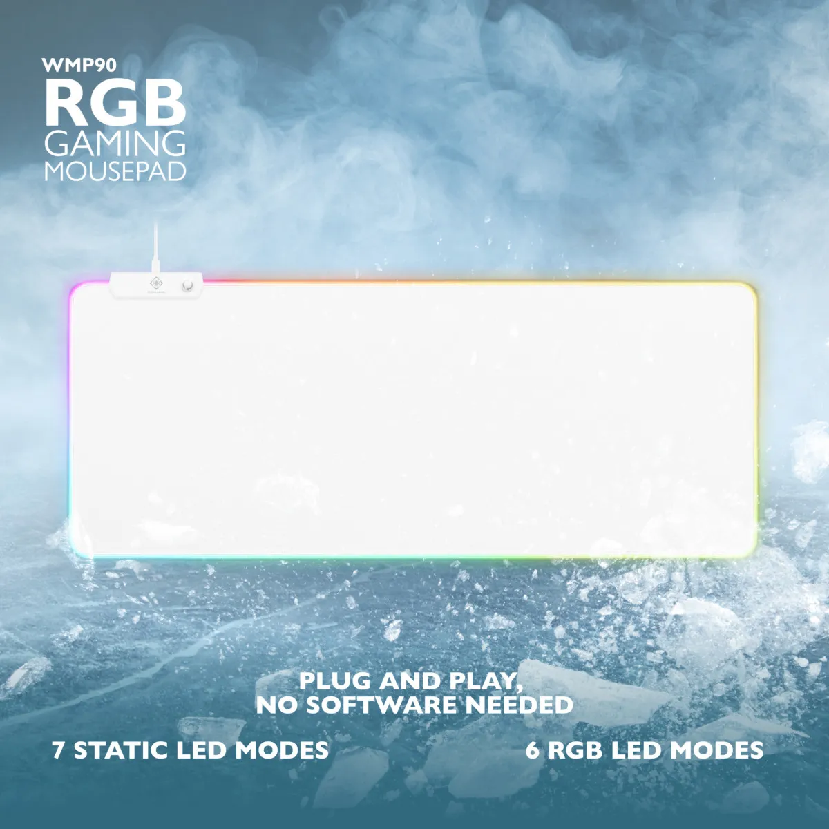 Un tappetino per mouse da gaming RGB bianco con bordi colorati, su uno sfondo ghiacciato. Testo: Plug and Play.