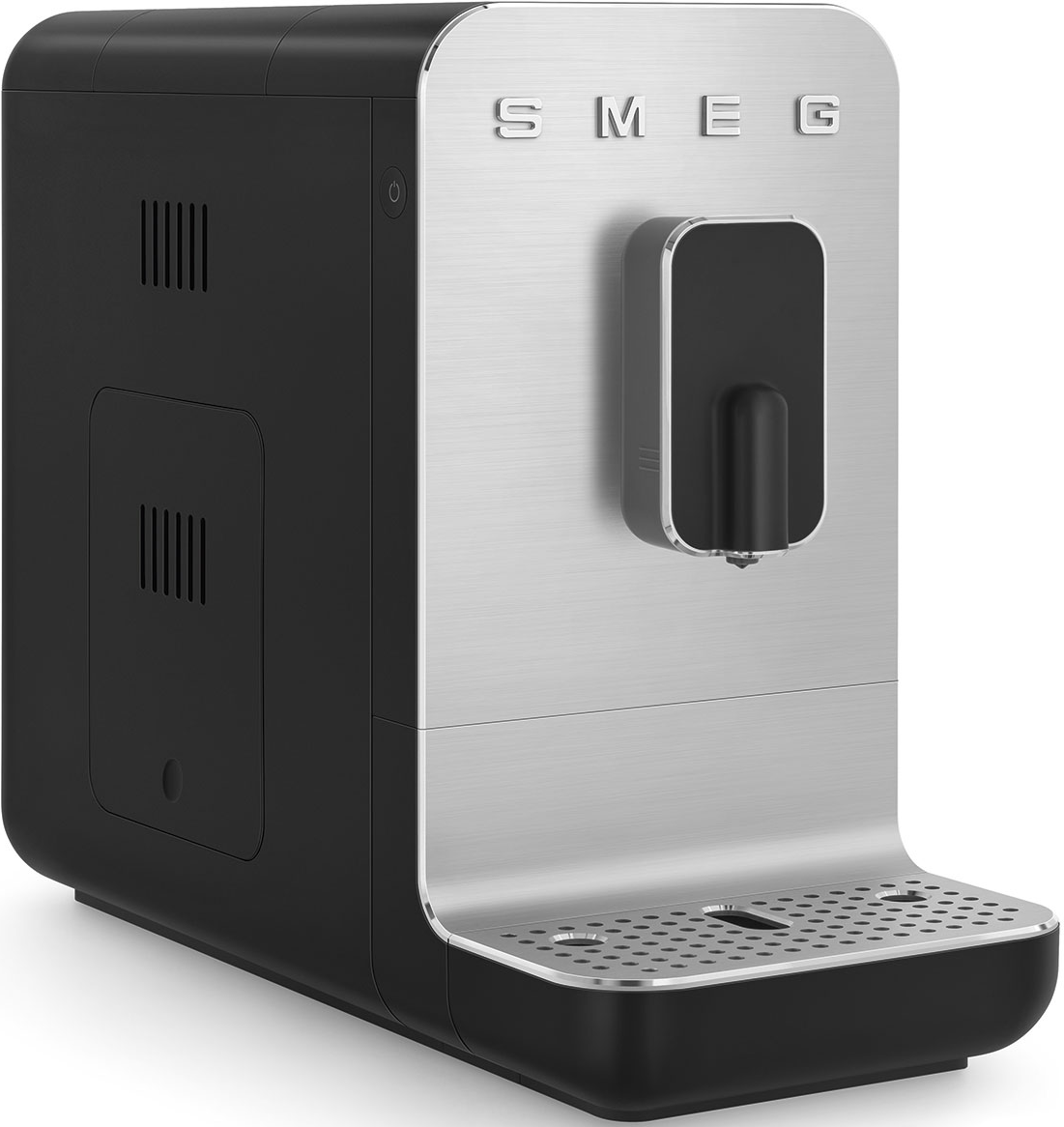 Macchina da caffè SMEG nera e argento. Ha un beccuccio per l'acqua, un pulsante di accensione e il logo SMEG.