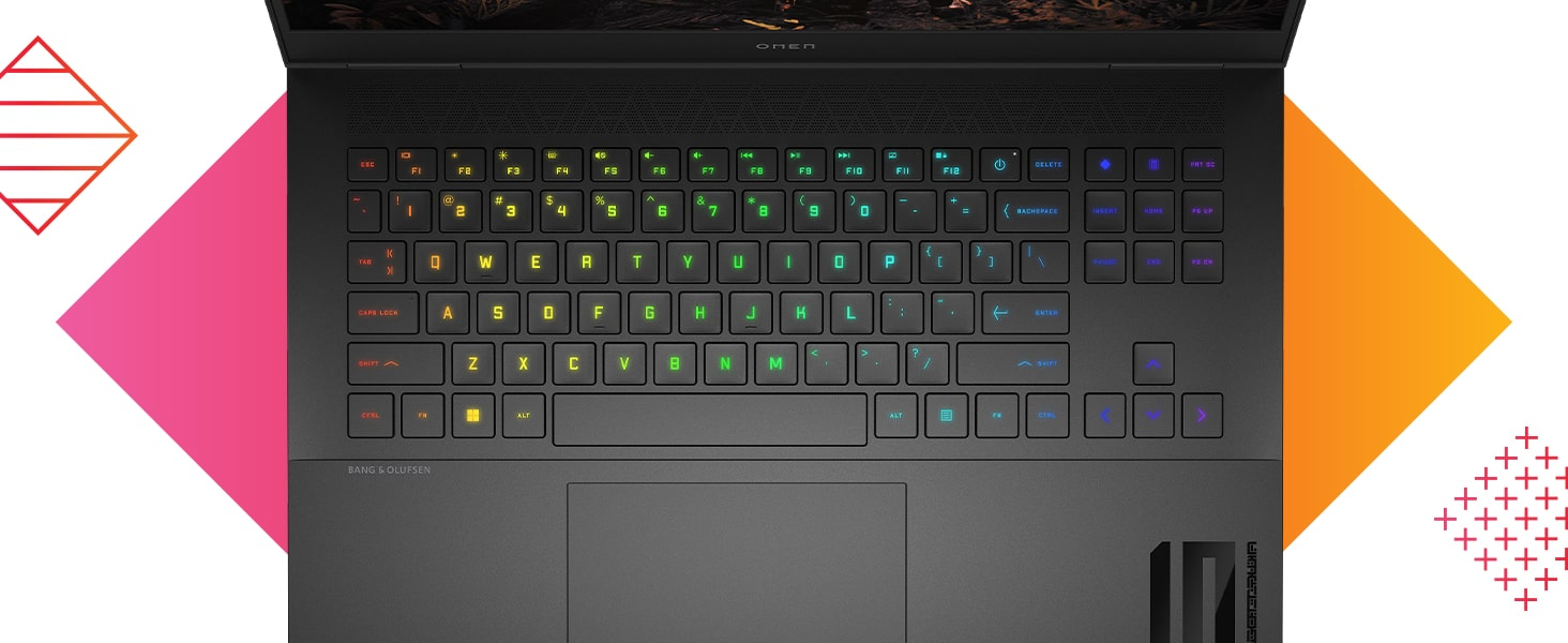 Teclado de portátil con teclas coloridas, rodeado de formas geométricas rosas y naranjas.