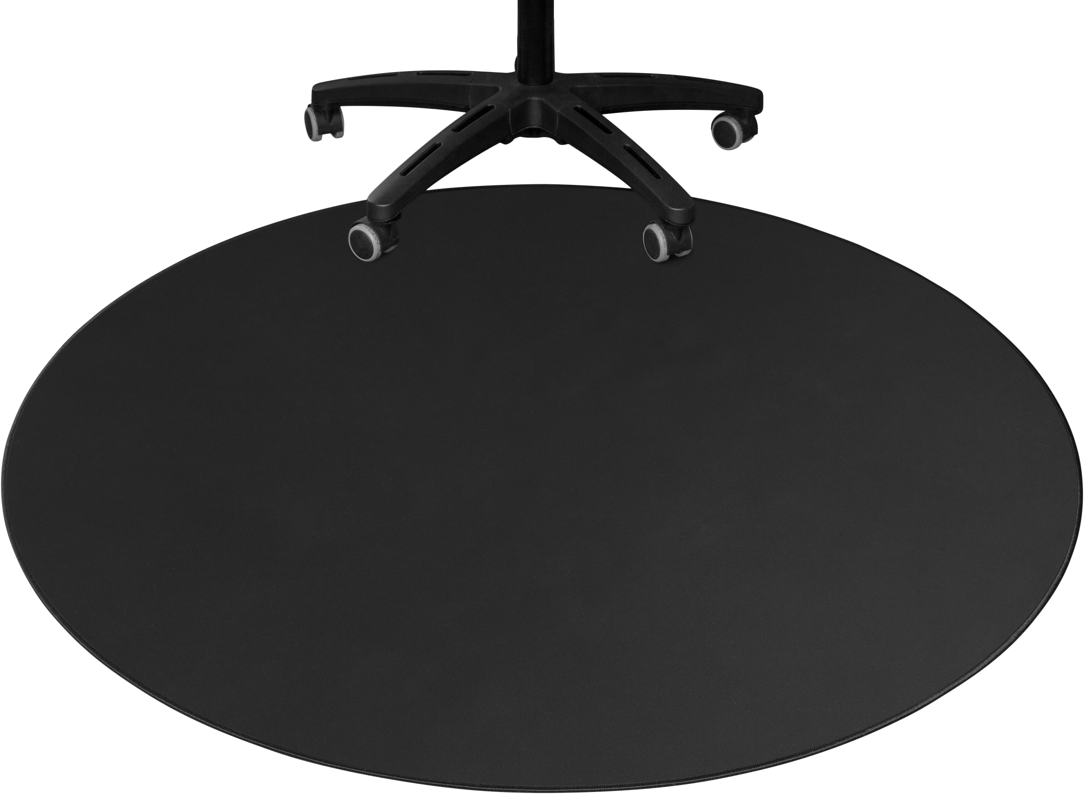 Un tapis de bureau ovale noir sous une chaise.