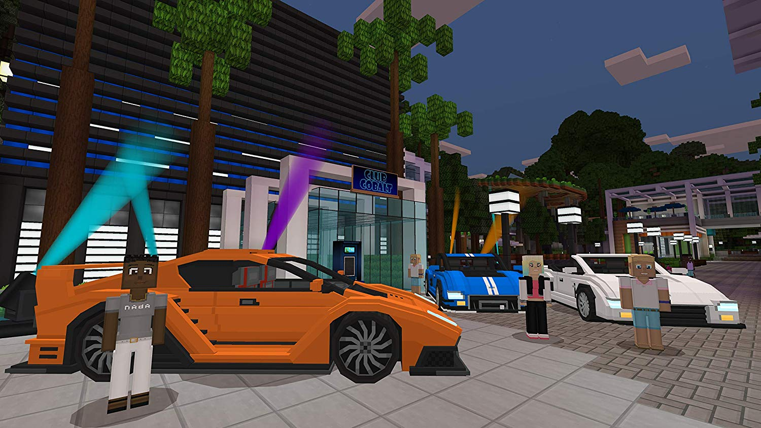 Scena z Minecraft z samochodami, postaciami i budynkiem z neonami.