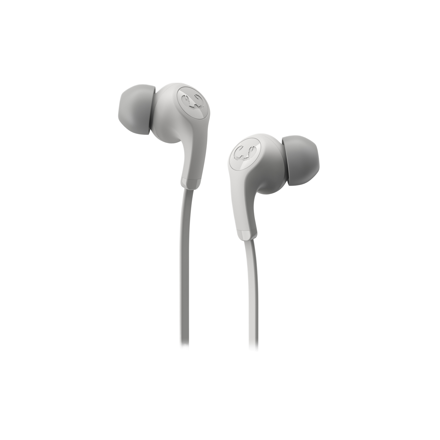 Set lichtgrijze in-ear hoofdtelefoons. Wit logo op elke oortelefoon. Zwarte achtergrond.