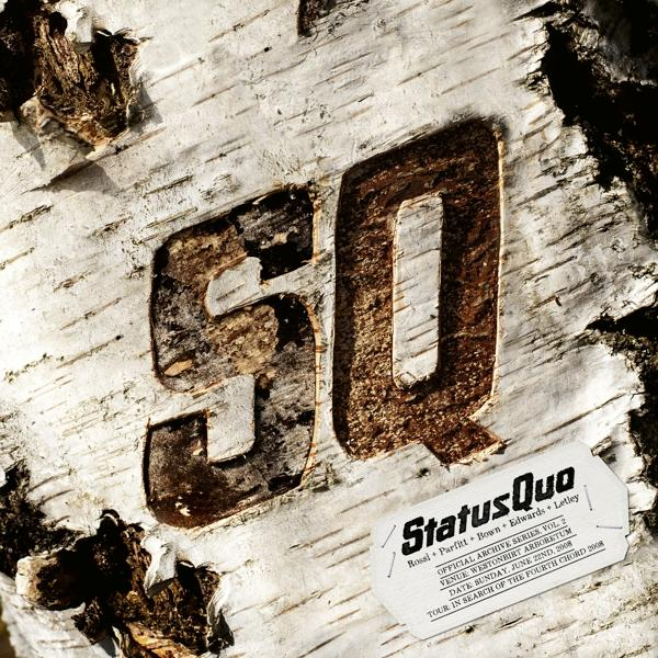 Pochette d'album avec '50' en grandes lettres sur bois, avec nom du groupe et détails de la tournée.