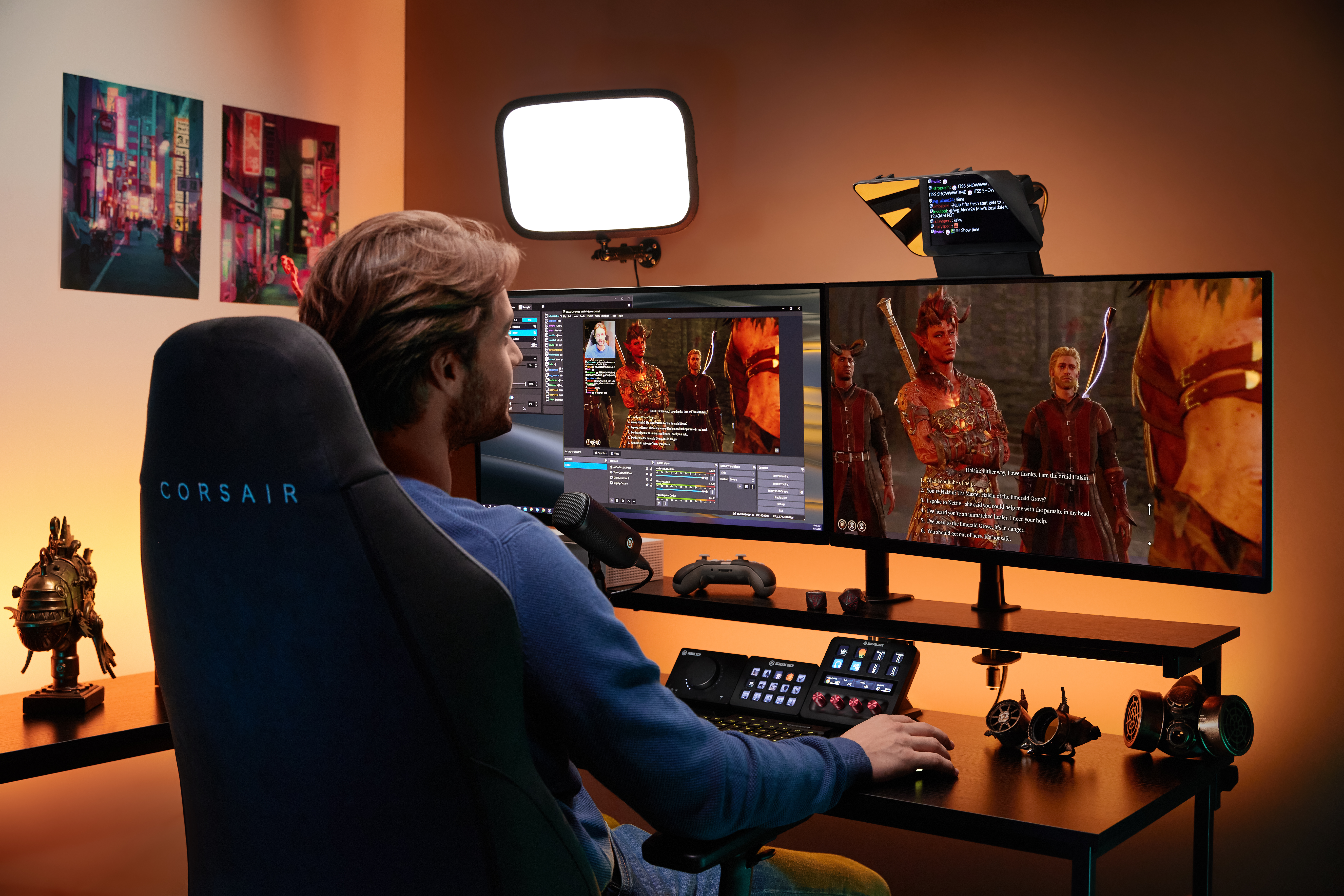 Ein Mann streamt ein Videospiel-Setup mit mehreren Bildschirmen und Ausrüstung.