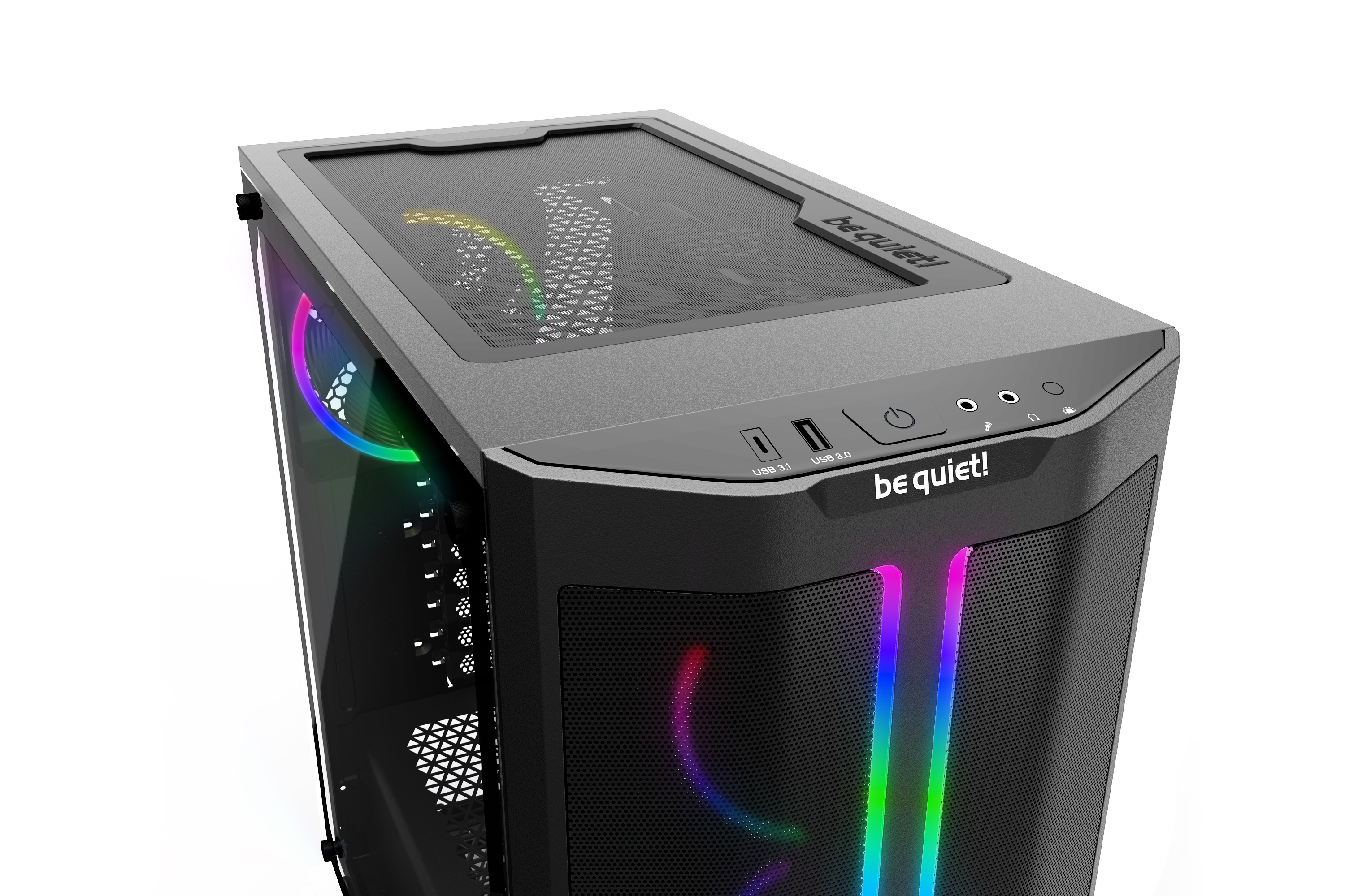 Schwarzes Computergehäuse mit RGB-Beleuchtung. Das Gehäuse hat ein be quiet!-Logo oben, mit USB-Anschlüssen.