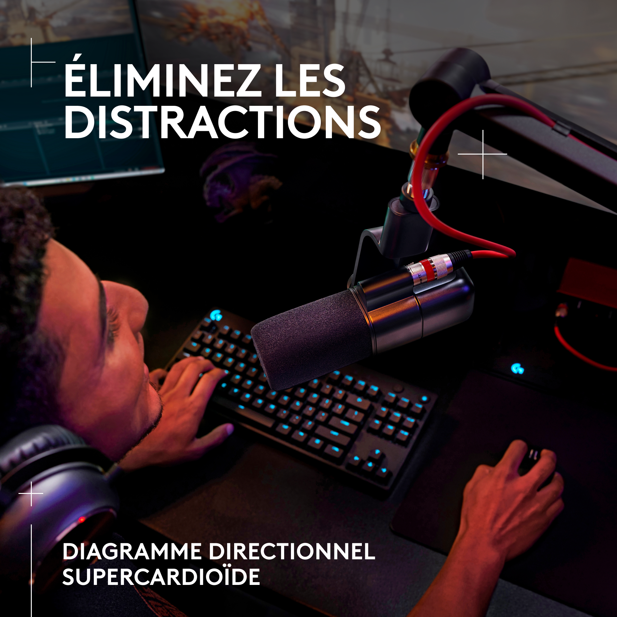 Un homme utilise un clavier avec des lumières bleues. Un micro devant lui. Texte français : Éliminer les distractions.
