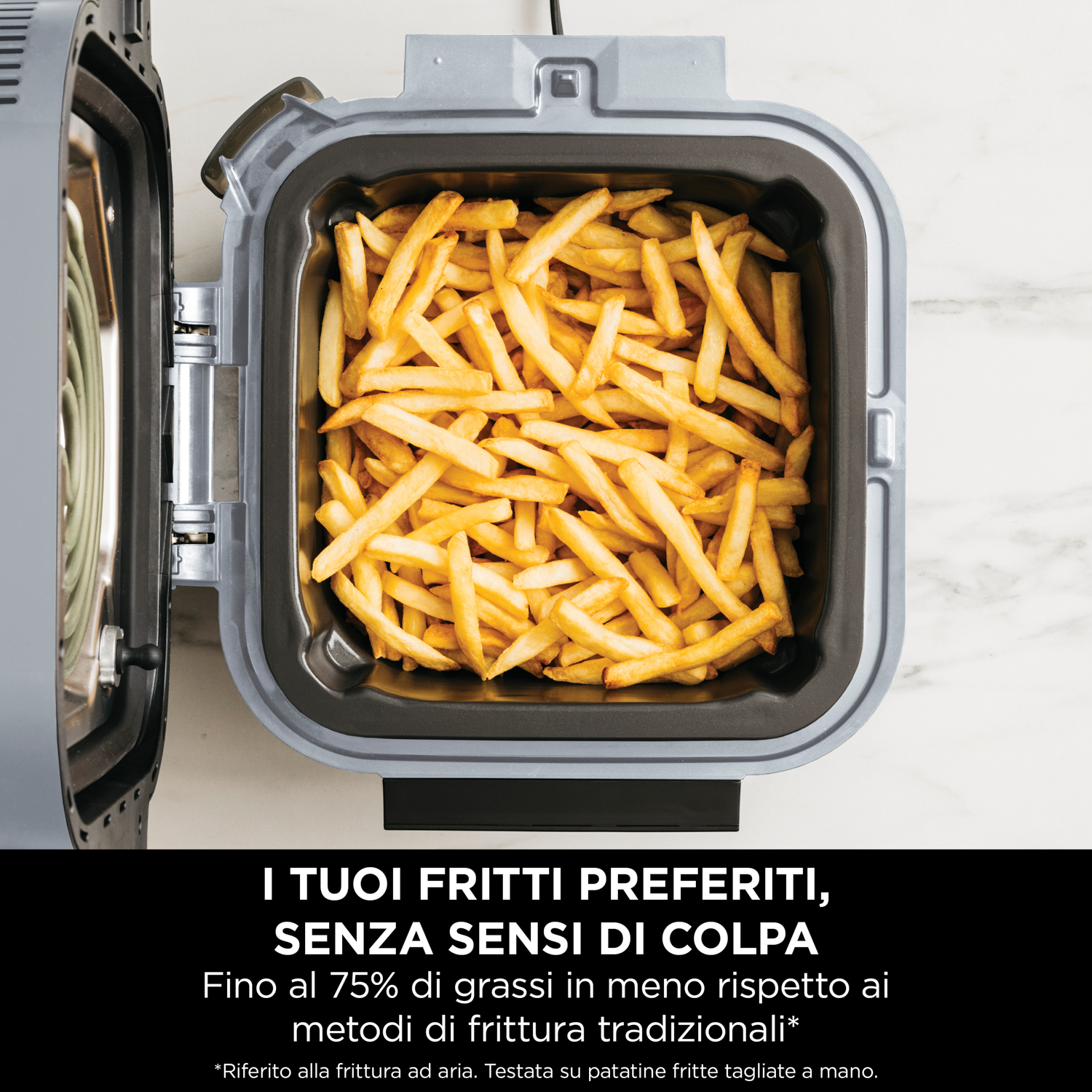 L'interno di una Ninja Speedi. Le patatine fritte sono nel cestello della friggitrice.