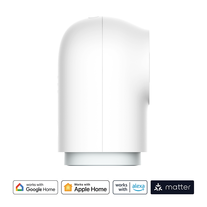 Beyaz güvenlik kamerası. Beyaz arka plan. Google Home, Apple Home, Alexa ve Matter ile çalışır.