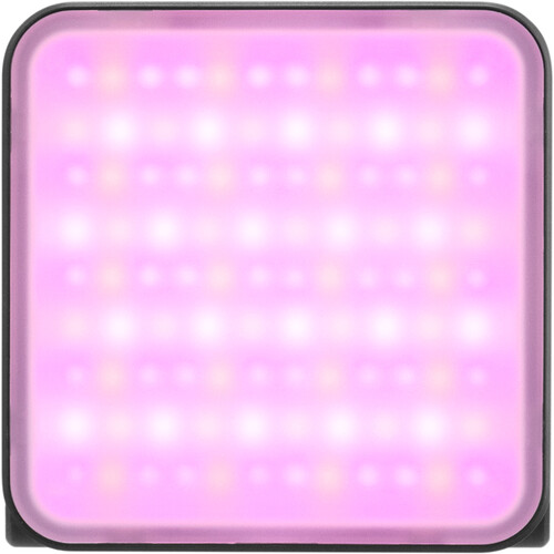 Siyah çerçeveli, parlak pembe ışık yayan kare bir LED ışık paneli.