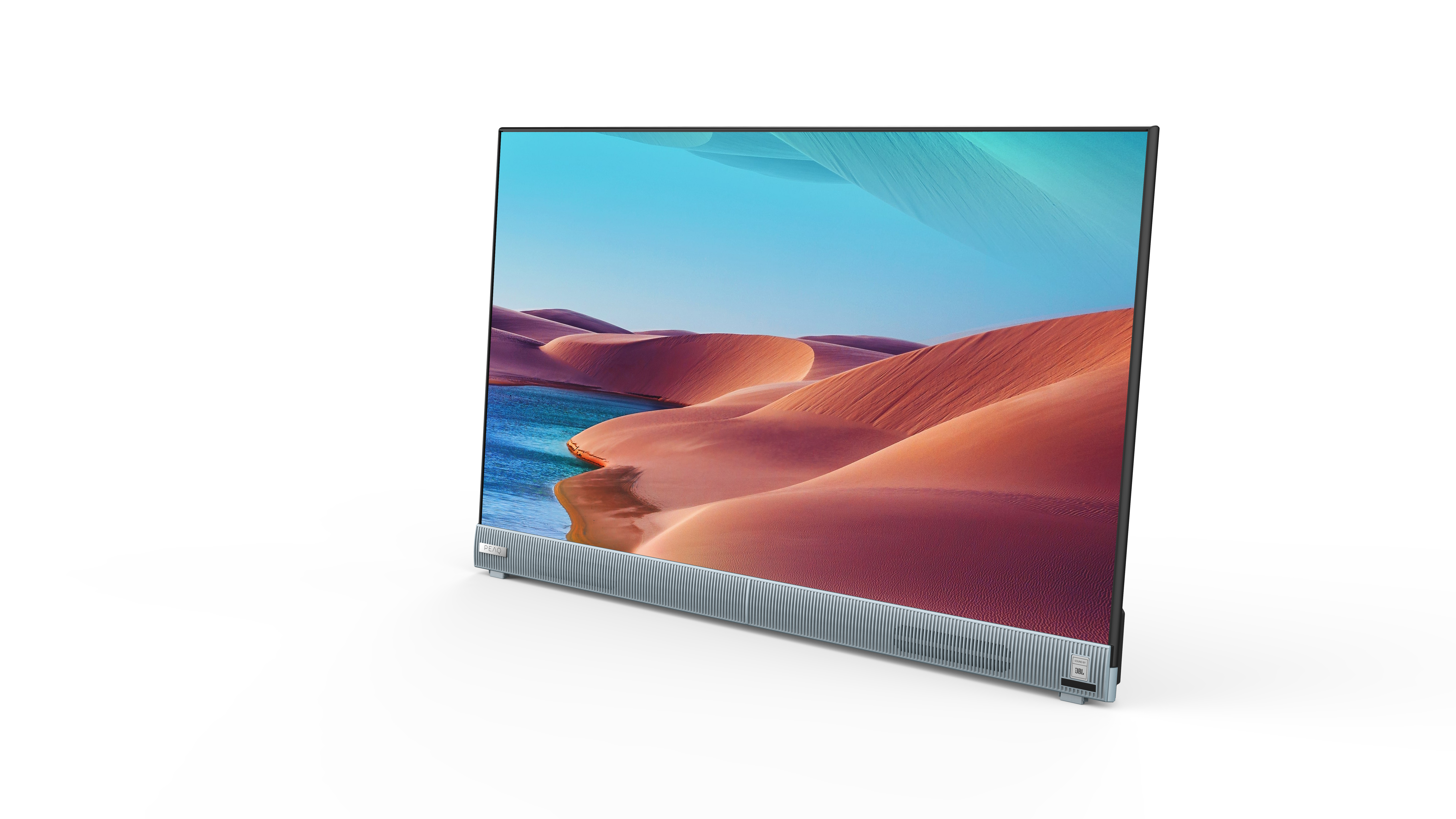 Schicker Fernseher zeigt Wüstenlandschaft. Leicht geneigt.