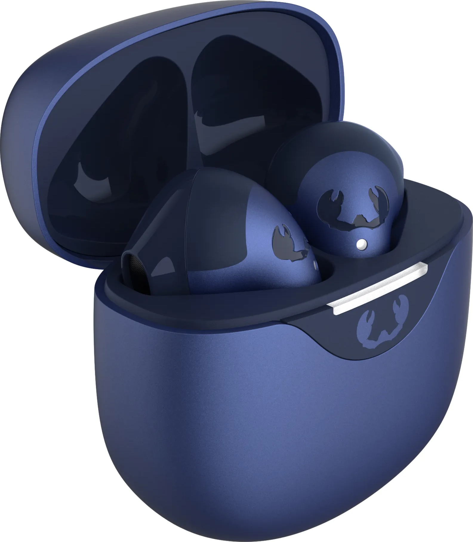 Blaue Ohrhörer in blauem Ladecase. Geöffnetes Case, zwei Ohrhörer, weißer Hintergrund.