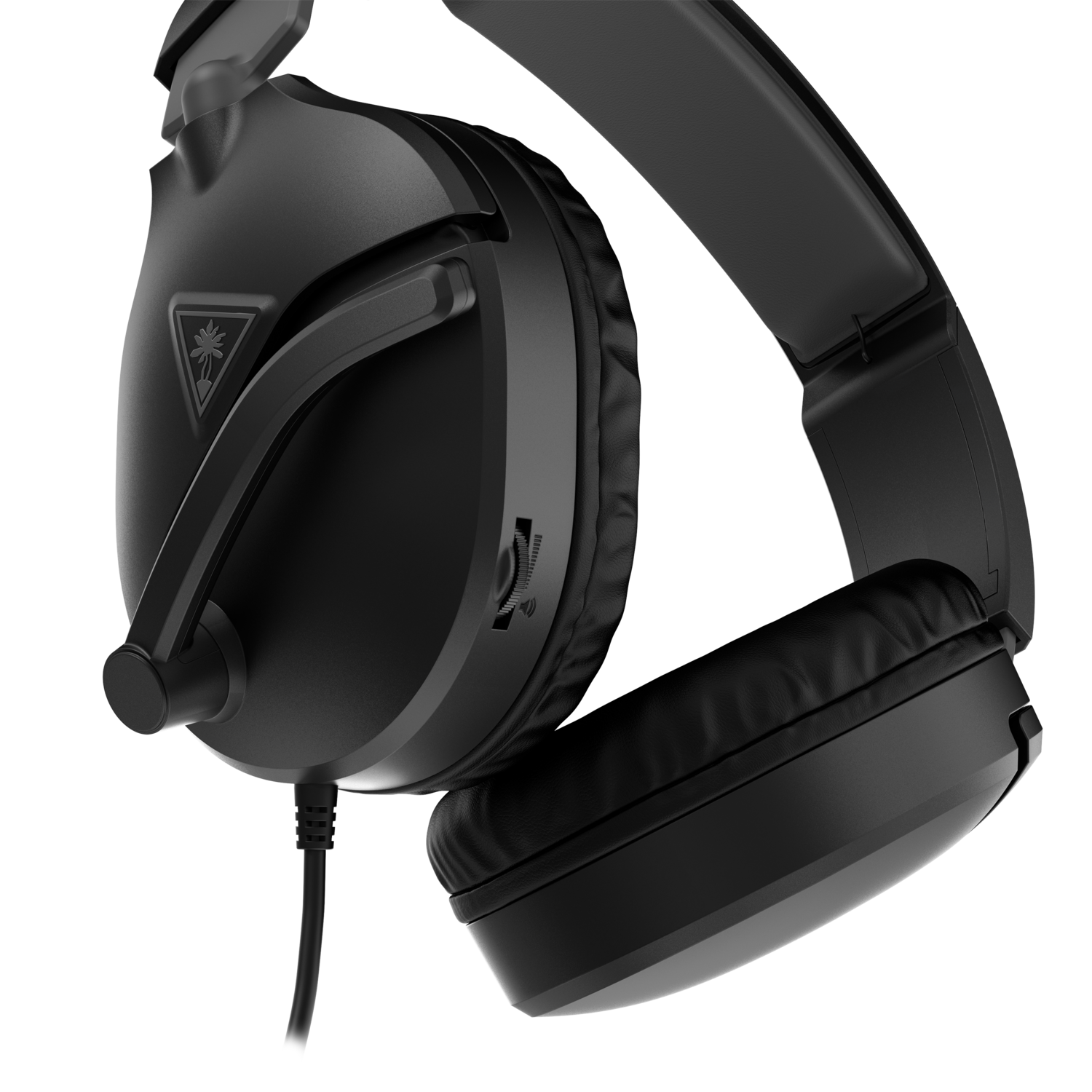 Zwarte gaming headset met een microfoon, op een zwarte achtergrond. Turtle Beach logo zichtbaar.
