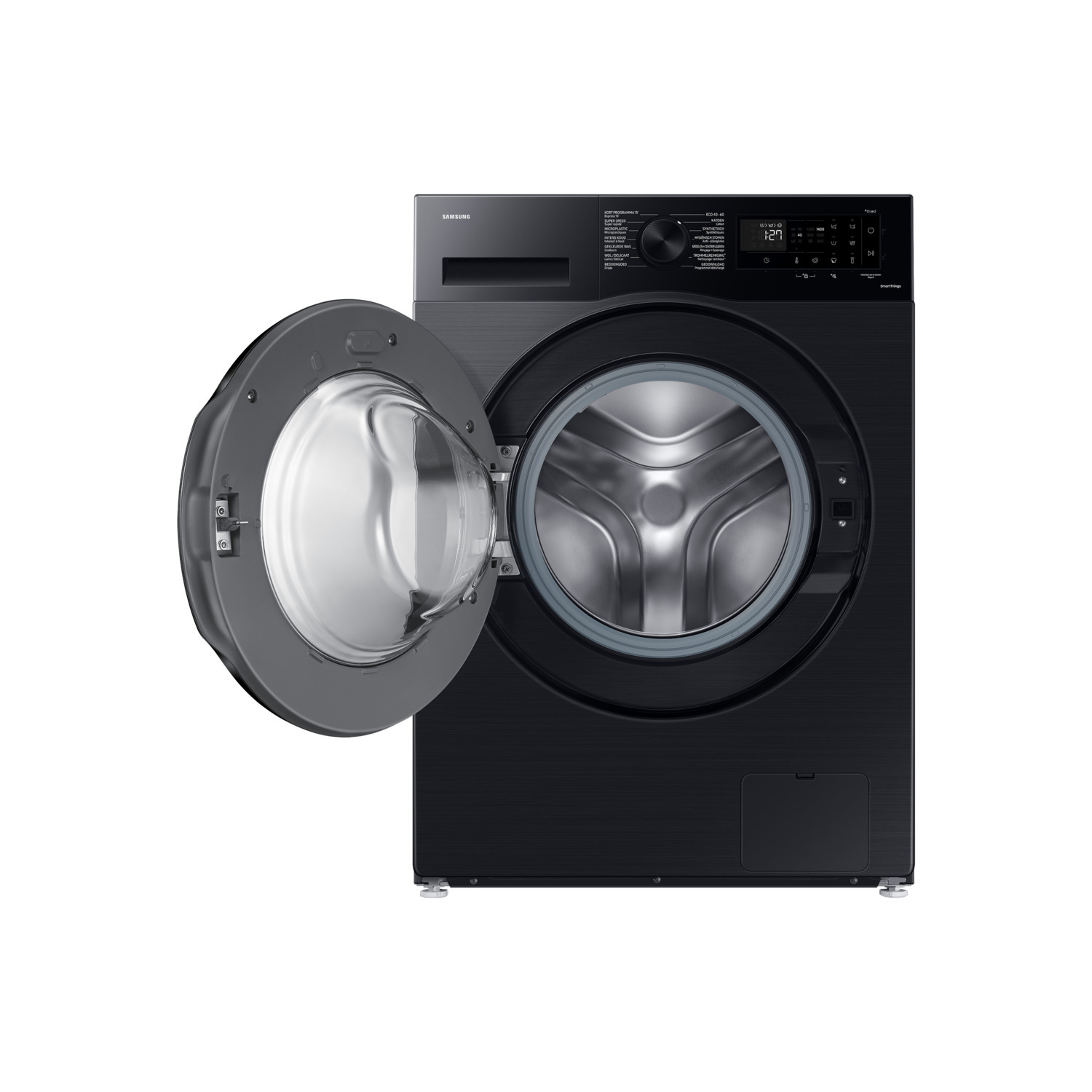 Zwarte wasmachine met de deur open, waardoor de trommel zichtbaar is. De machine staat op een witte achtergrond.