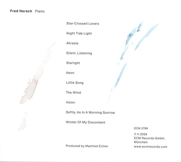 Eine Liste von Songtiteln auf weißem Hintergrund. Aquarellartige blaue und graue Striche vorhanden.