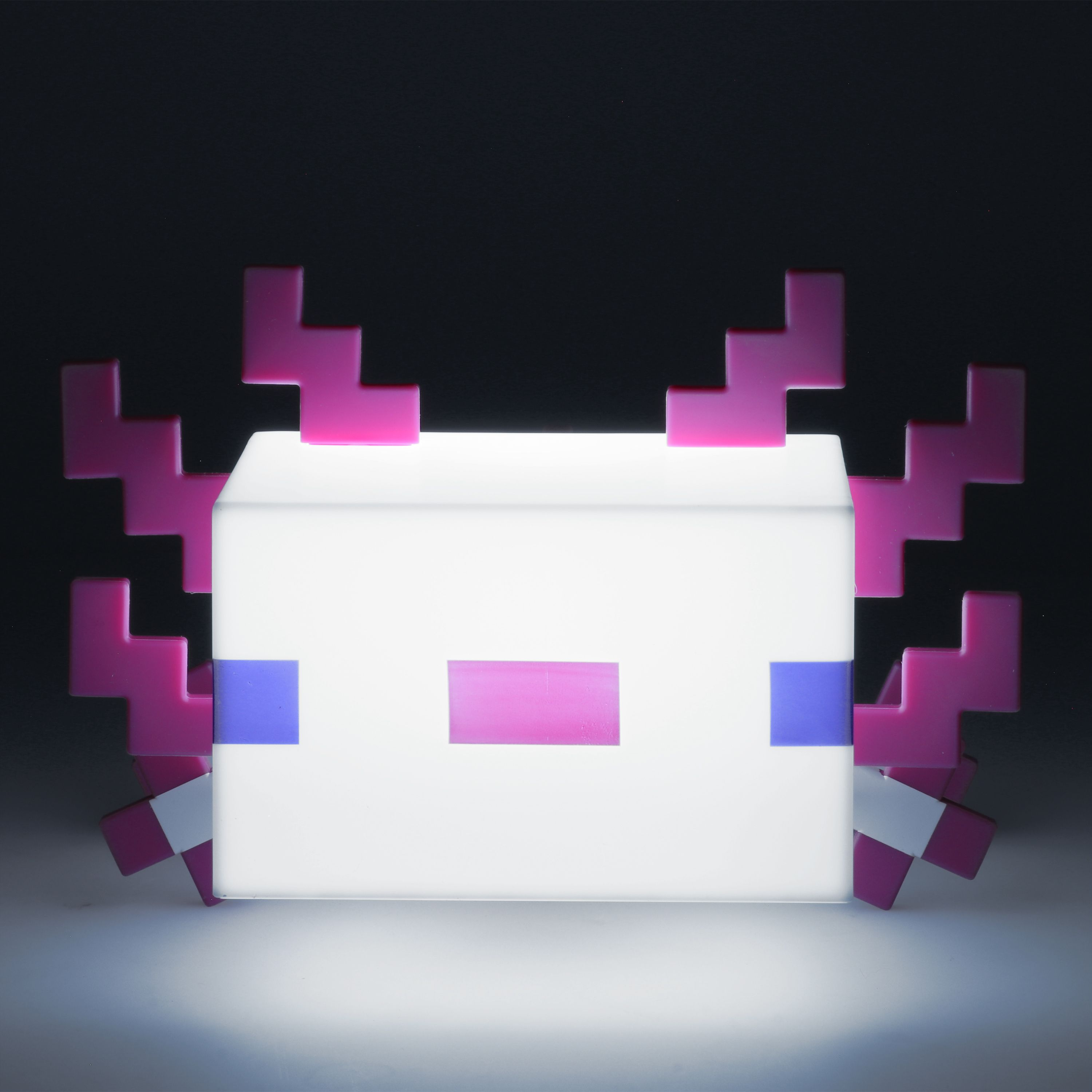 Minecraft Axolotl Licht, ein weißer Würfel mit pinken und lila Details.