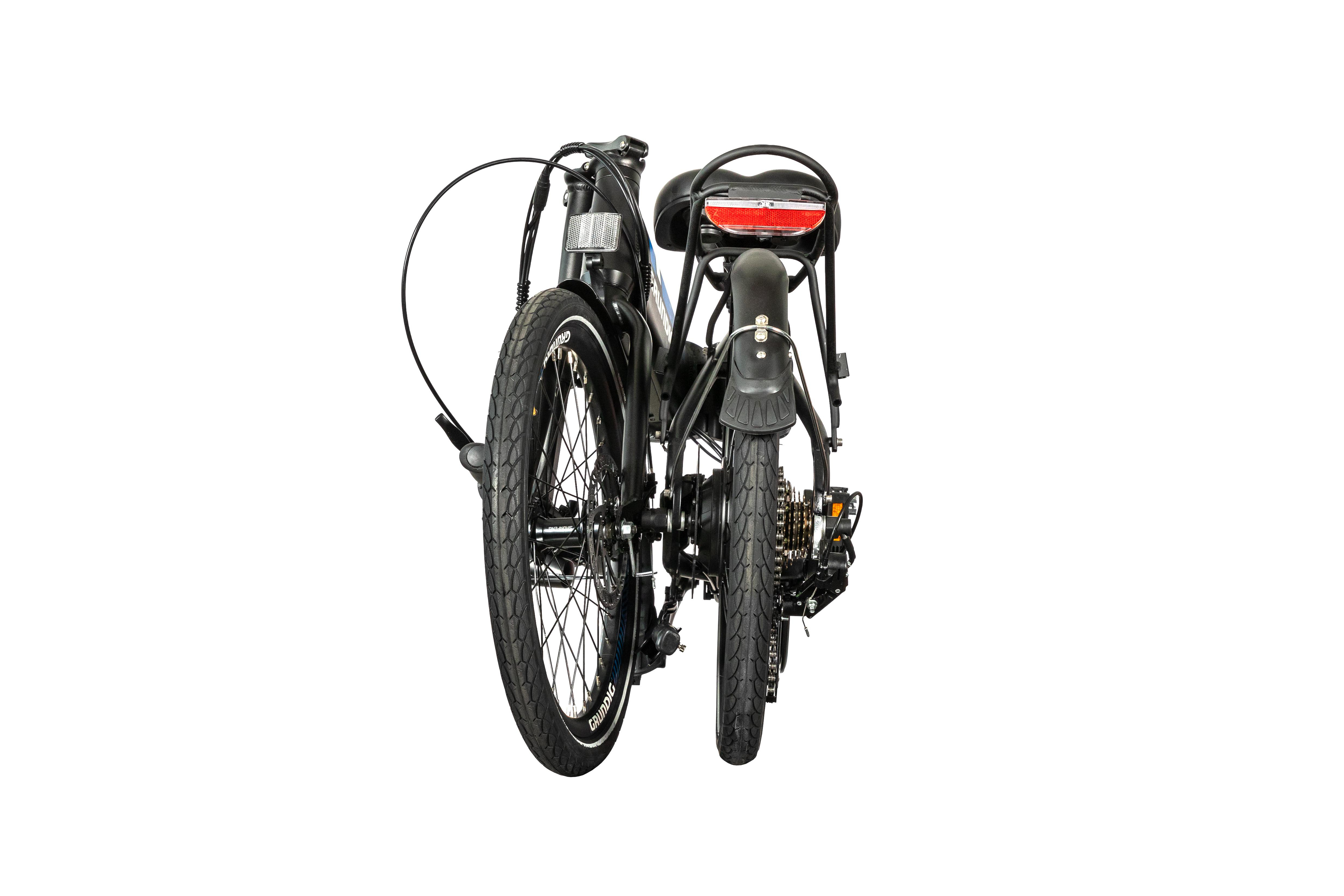 Gefaltetes schwarzes Fahrrad. Die Räder sind eng beieinander, der Sattel ist hoch. Weißer Hintergrund.