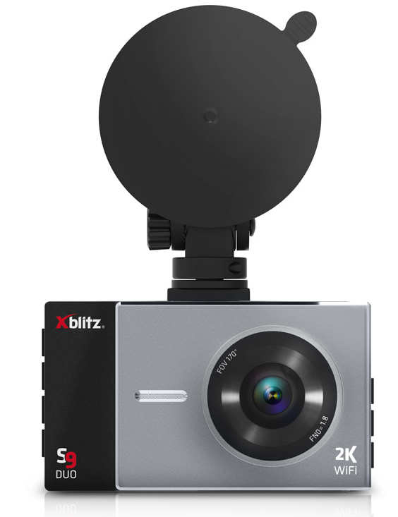 Kamera samochodowa z przyssawką, obiektywem i logo 'xblitz' i 'S9 DUO' na srebrnej obudowie.