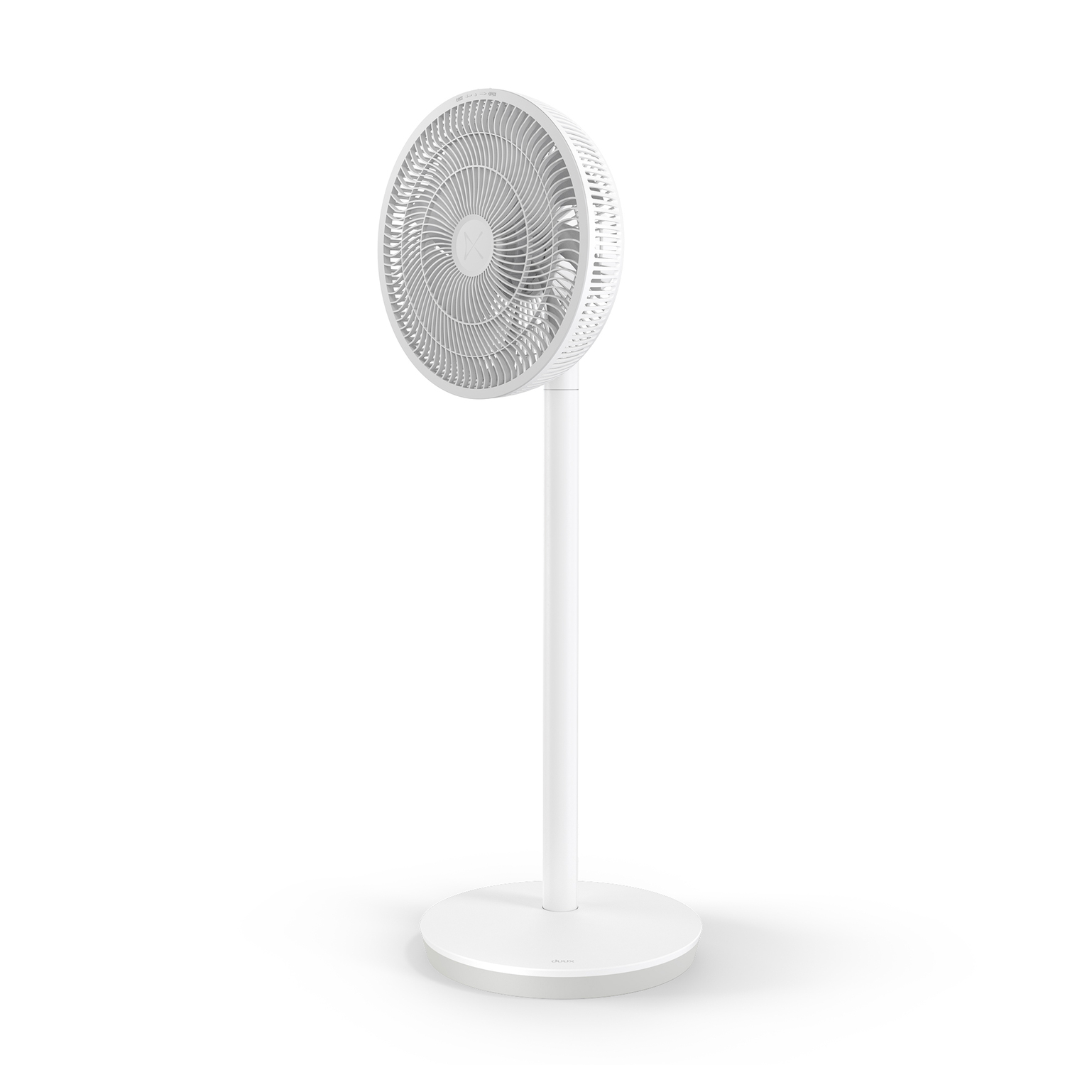 Witte ventilator op witte achtergrond.