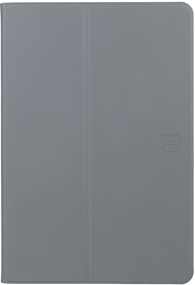 Custodia per tablet grigio chiaro chiusa, con un piccolo logo Tucano sul davanti.