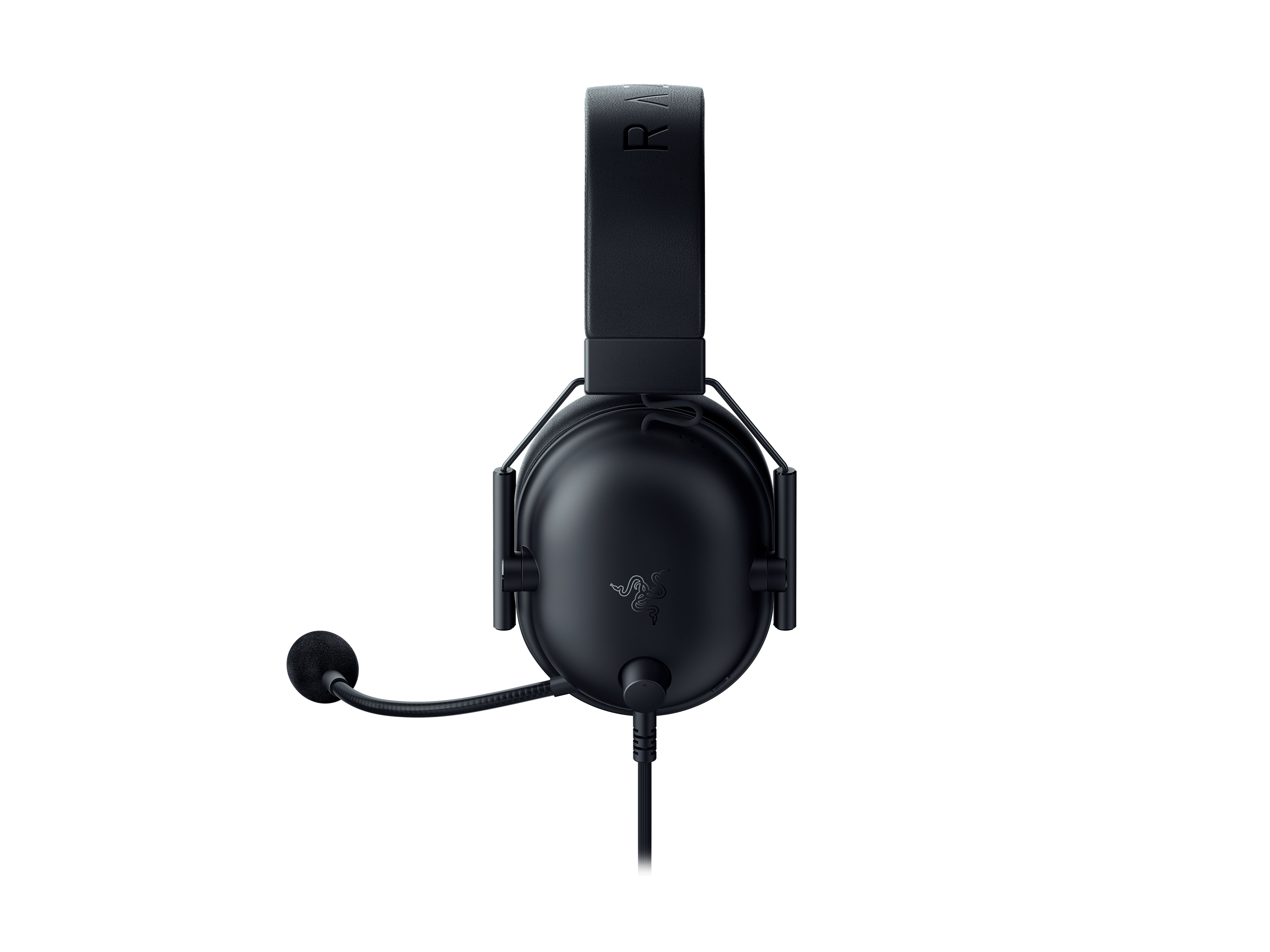 Ein schwarzes Razer-Headset mit Mikrofon vor weißem Hintergrund.