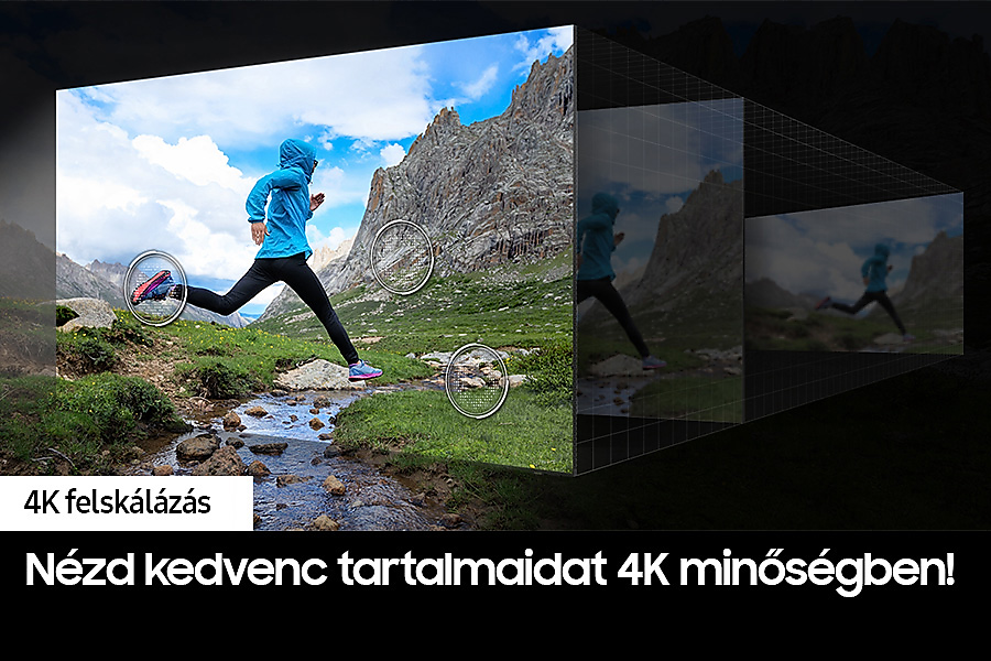 Egy kék ruhás személy hegyekben fut. 4K felbontás látható a képernyőn.