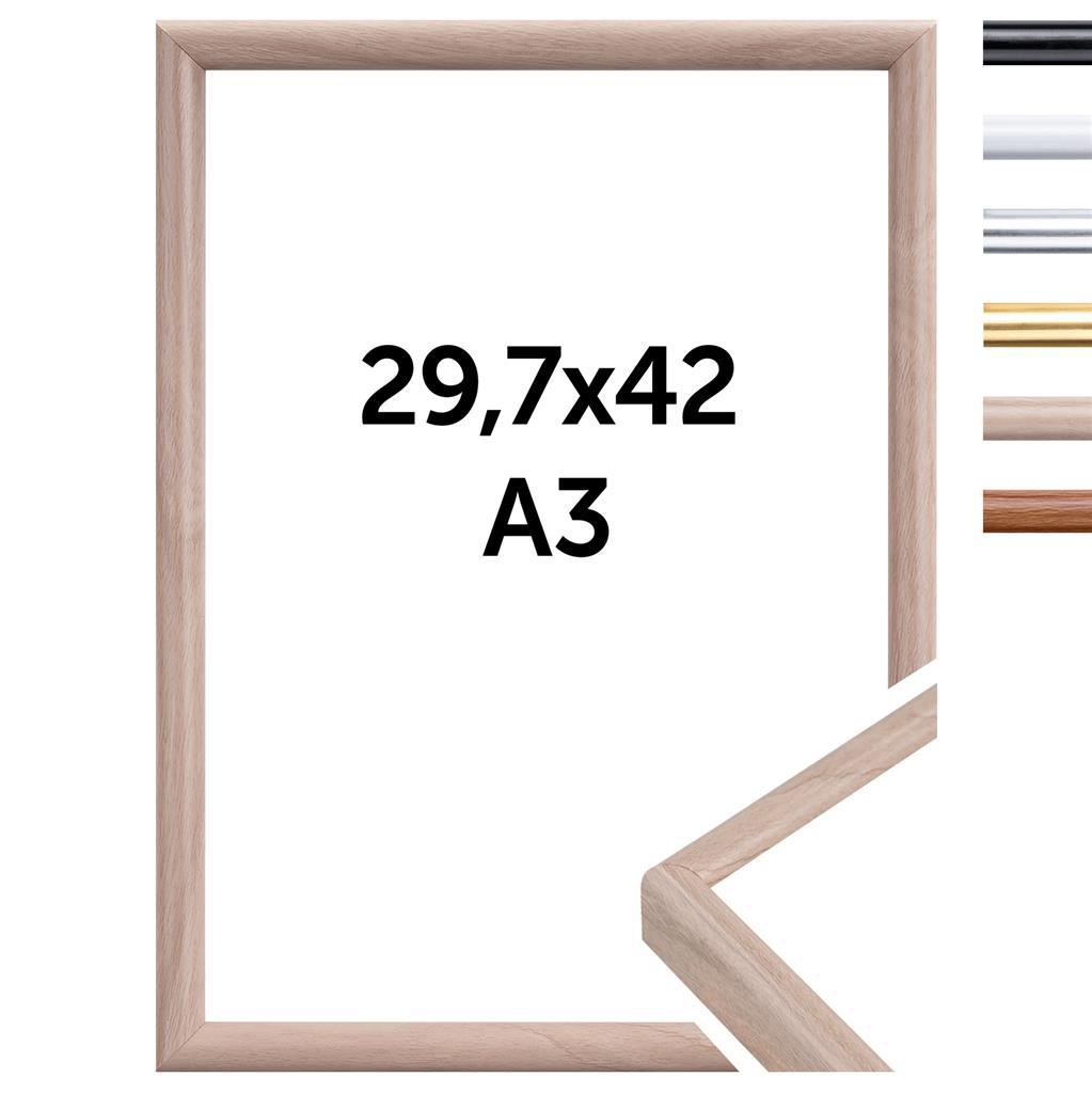Fa keretes képkeret fehér belsővel. Szöveg: 29,7x42 A3.