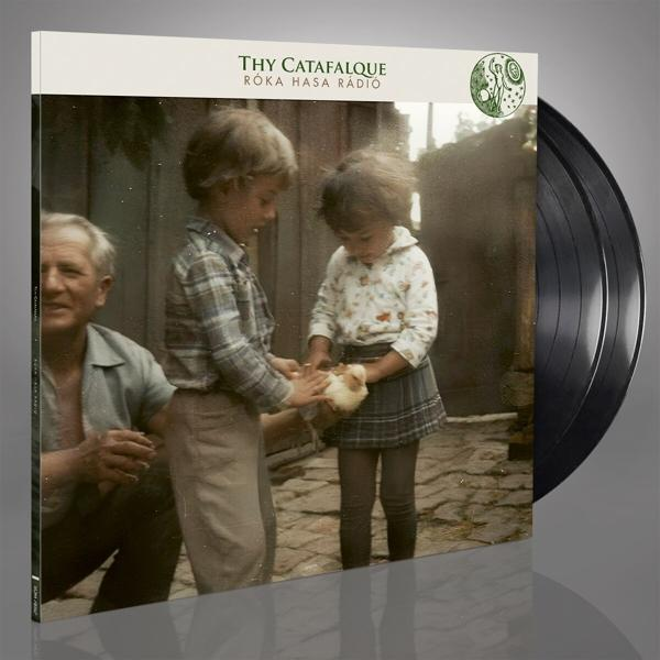 A „Róka Hasa Rádió” című Thy Catafalque album borítója, gyerekekkel és bakelitlemezzel.