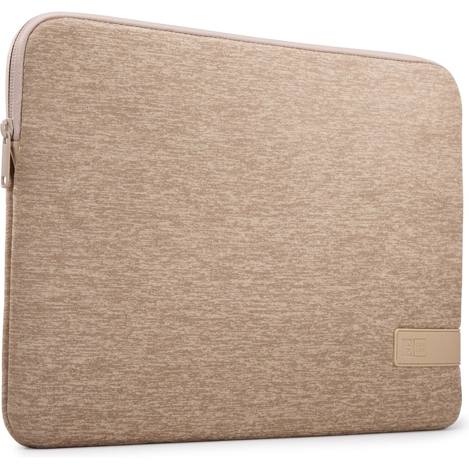 Housse d'ordinateur portable beige avec fermeture éclair. Logo 'Case Logic' en bas à droite.