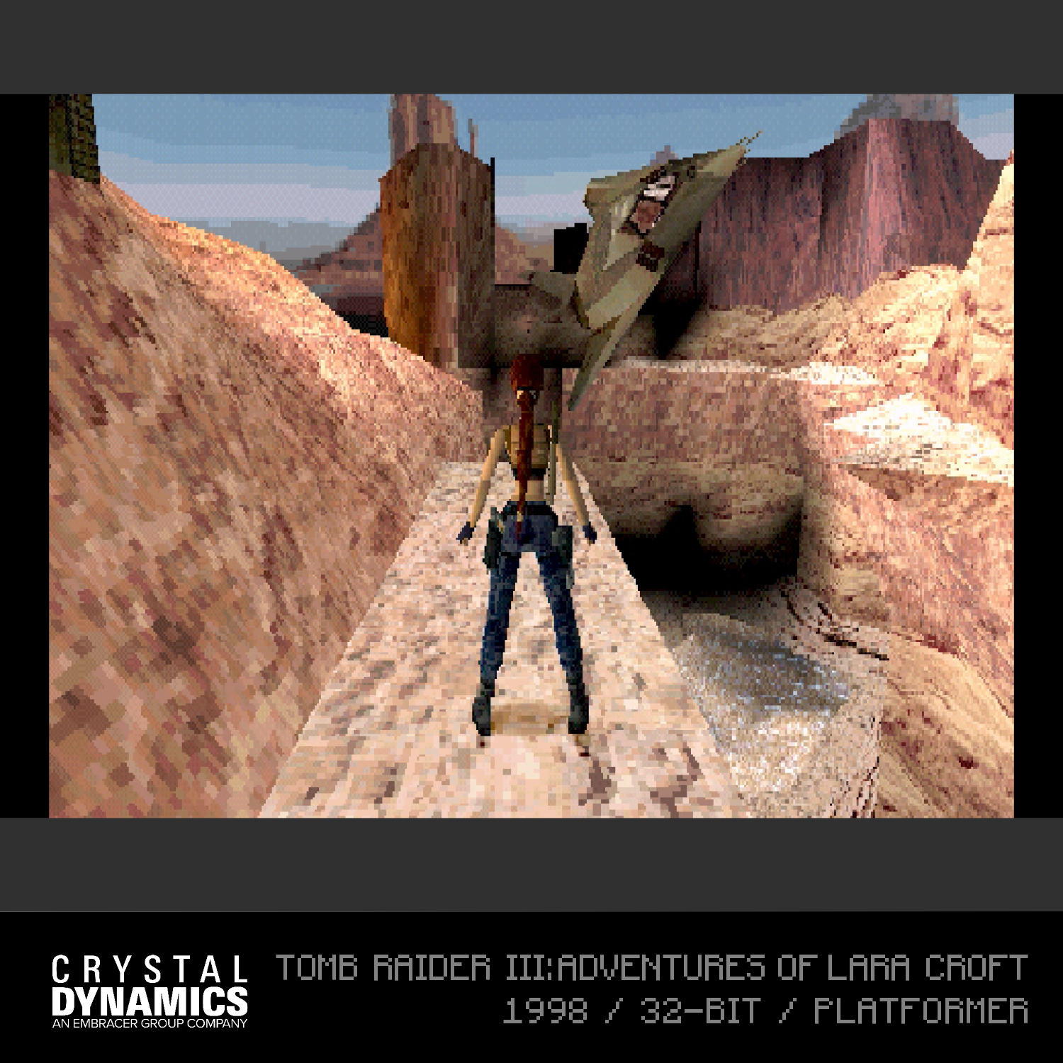 Spiel-Screenshot: Tomb Raider III. Lara Croft in einem Canyon. Schwarzer Hintergrund.