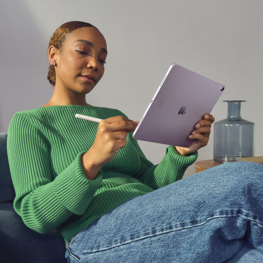 Tablet APPLE iPad Air (2024) 11 M2 512GB Wi-Fi Księżycowa poświata MUWN3HC/A