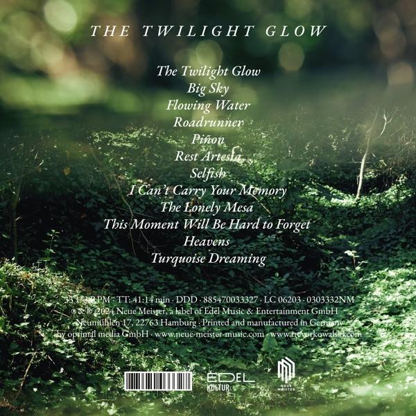 Album-Rückseite mit Songliste und Produktionsdetails auf grünem Hintergrund.