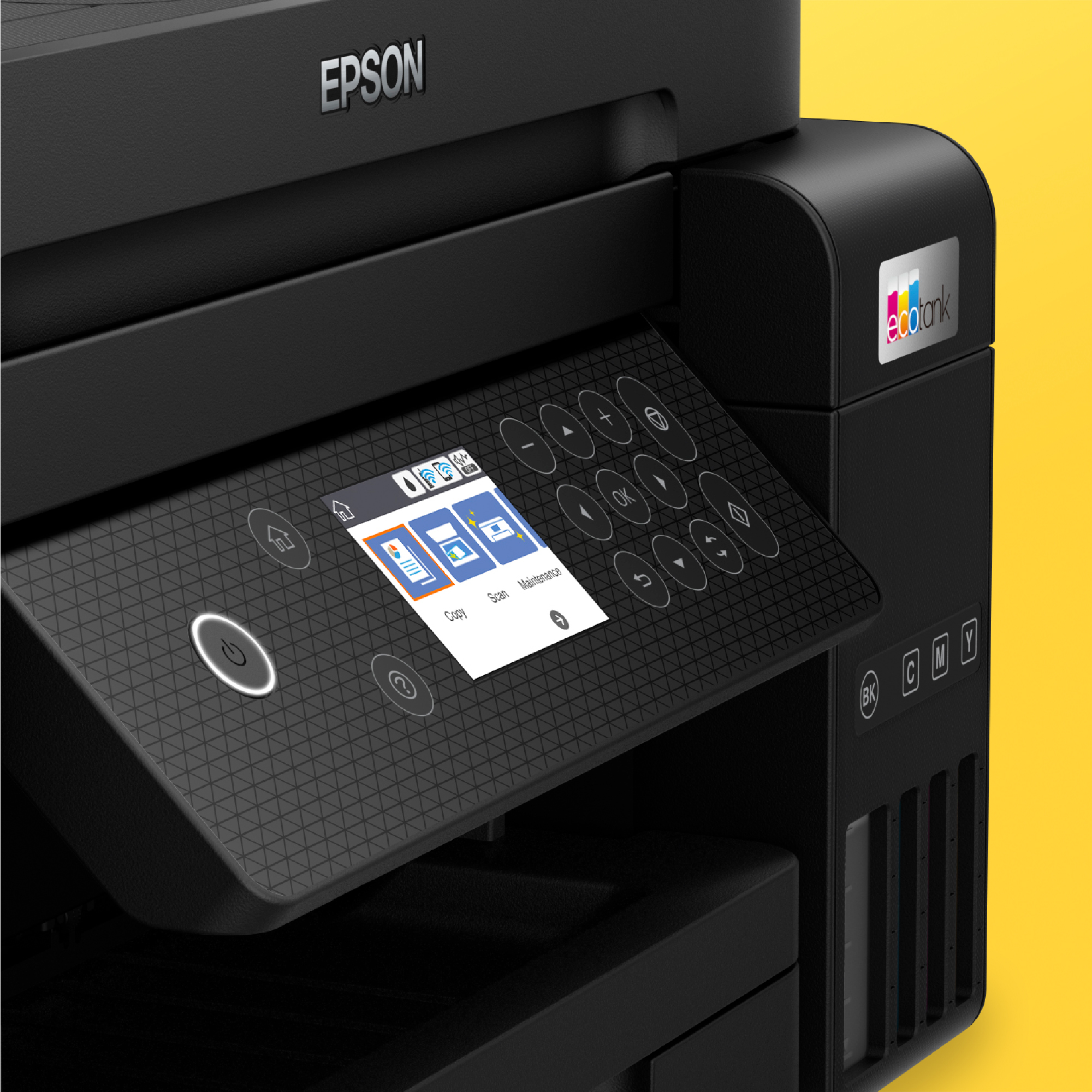 Nahaufnahme eines schwarzen Epson-Druckers mit Touchscreen-Bedienfeld und Tintenbehältern auf gelbem Grund.