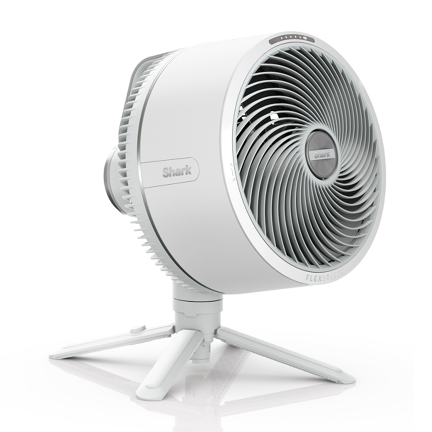 Ventilatore bianco con supporto, dettagli argentati. Logo Shark visibile, sfondo bianco.