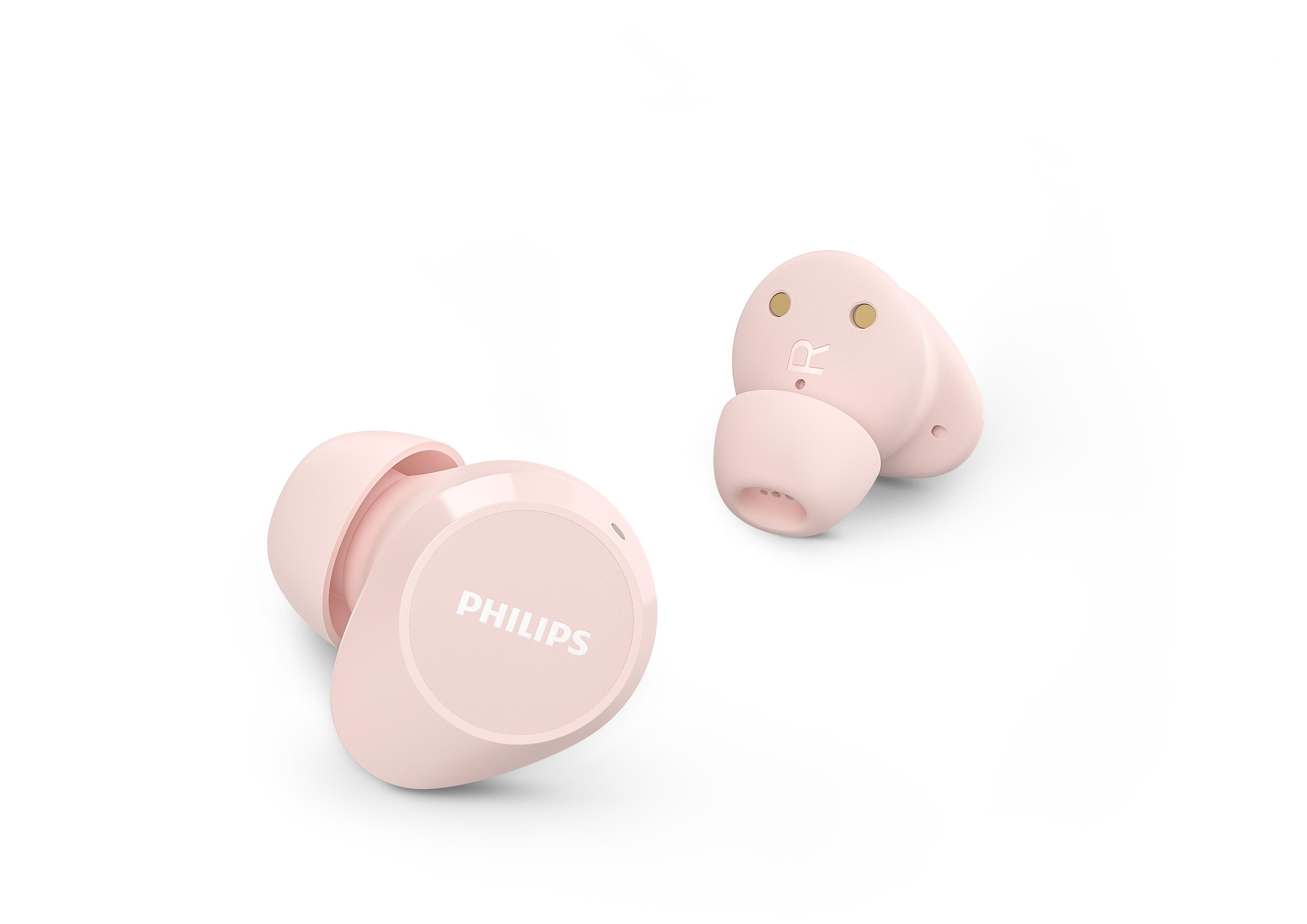 Zwei hellrosa Philips Ohrhörer, einer zeigt das Philips Logo. Weißer Hintergrund.