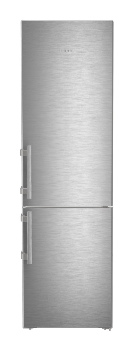 Edelstahlkühlschrank, Vorderansicht. Er hat einen Griff an jeder Tür.